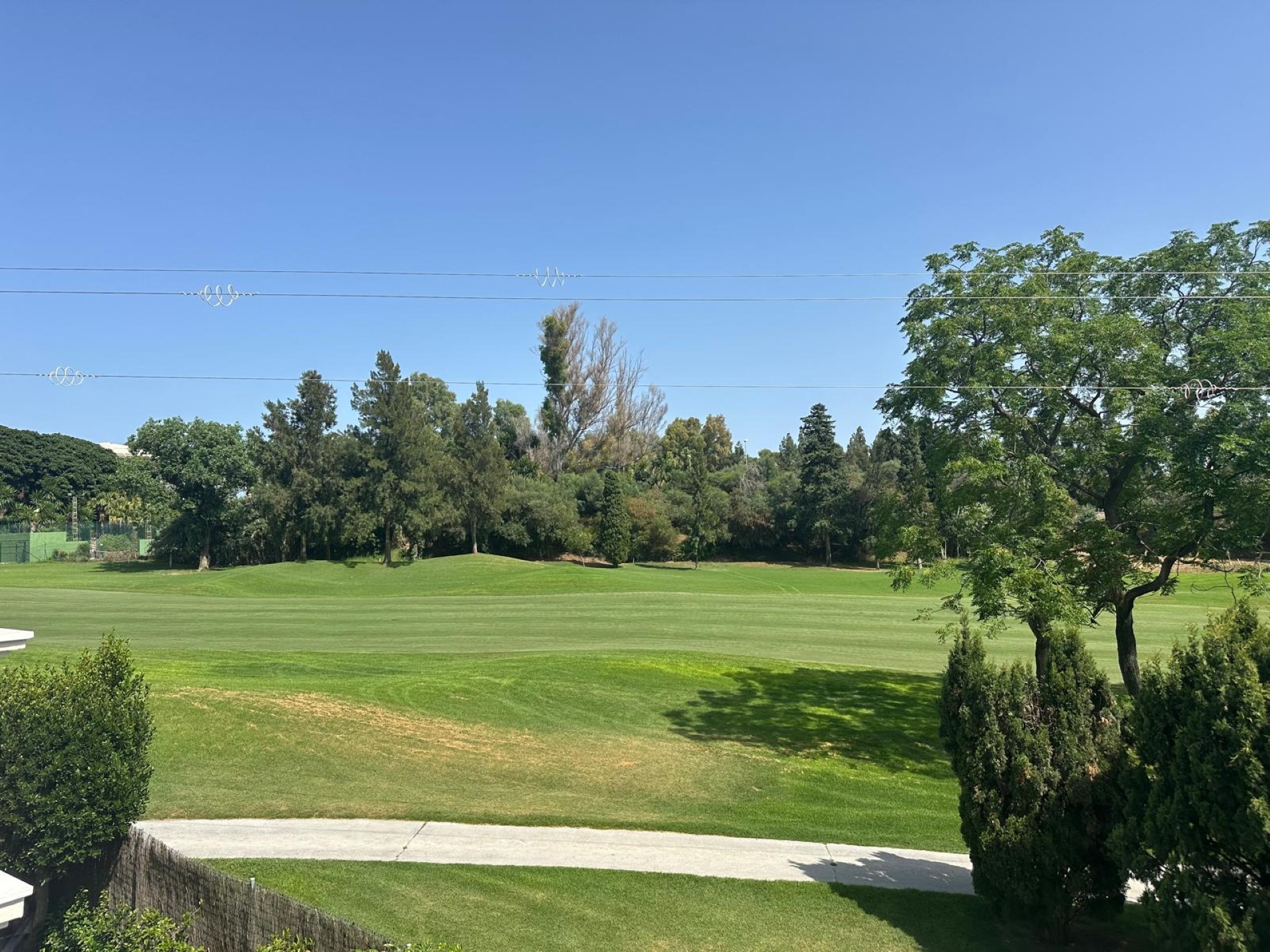 Exceptional frontline golf 5-bedroom villa in Guadalmina Alta