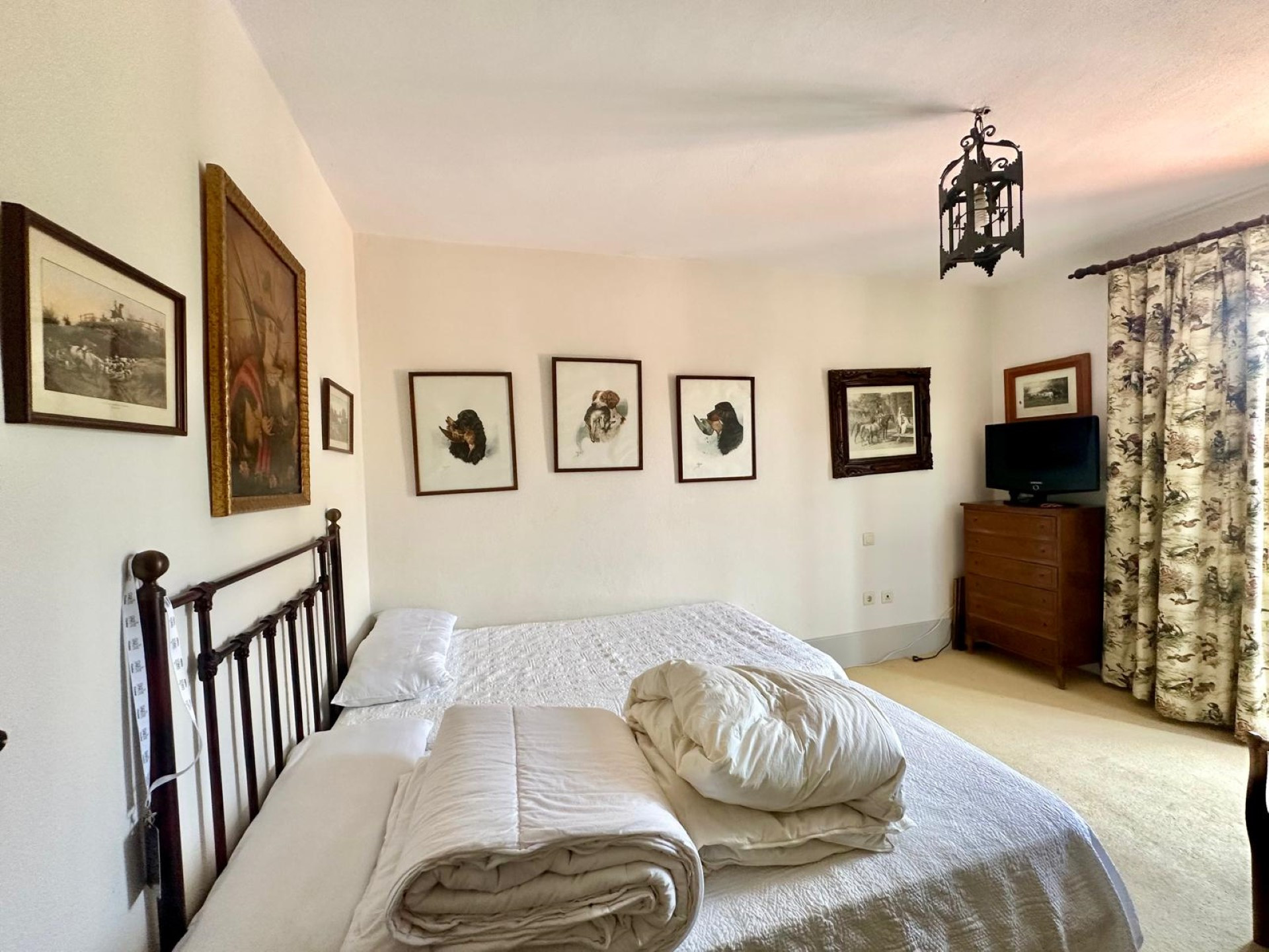 Exceptional frontline golf 5-bedroom villa in Guadalmina Alta