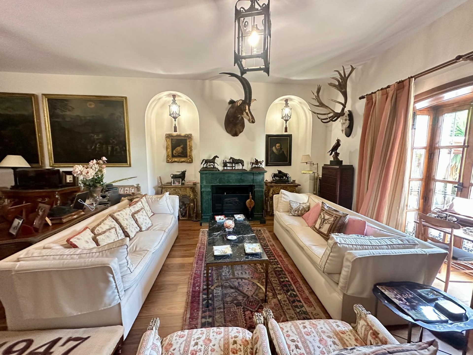 Exceptional frontline golf 5-bedroom villa in Guadalmina Alta