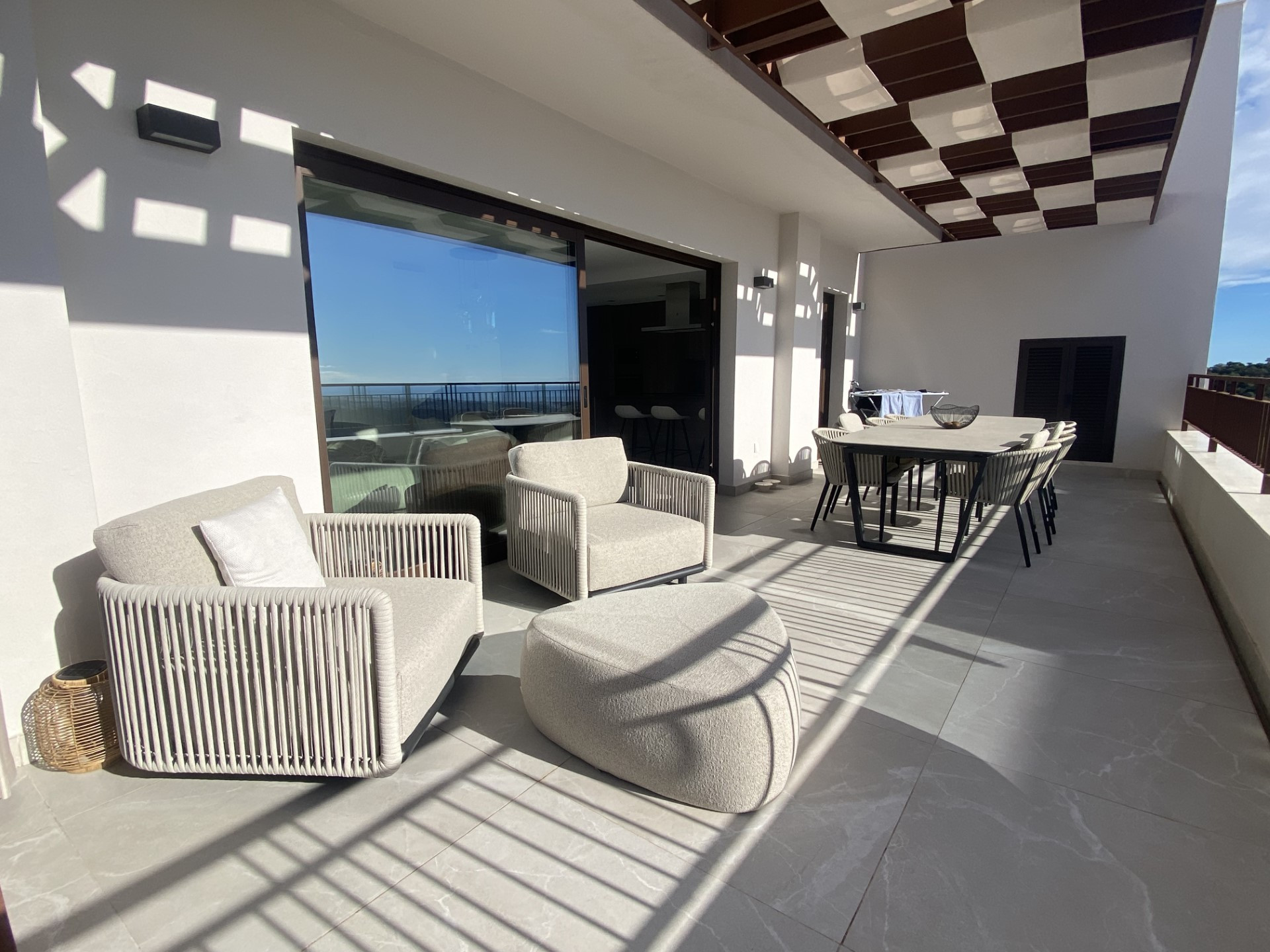 Brand new modern duplex penthouse with panoramic views in Almazara Hills, Istan