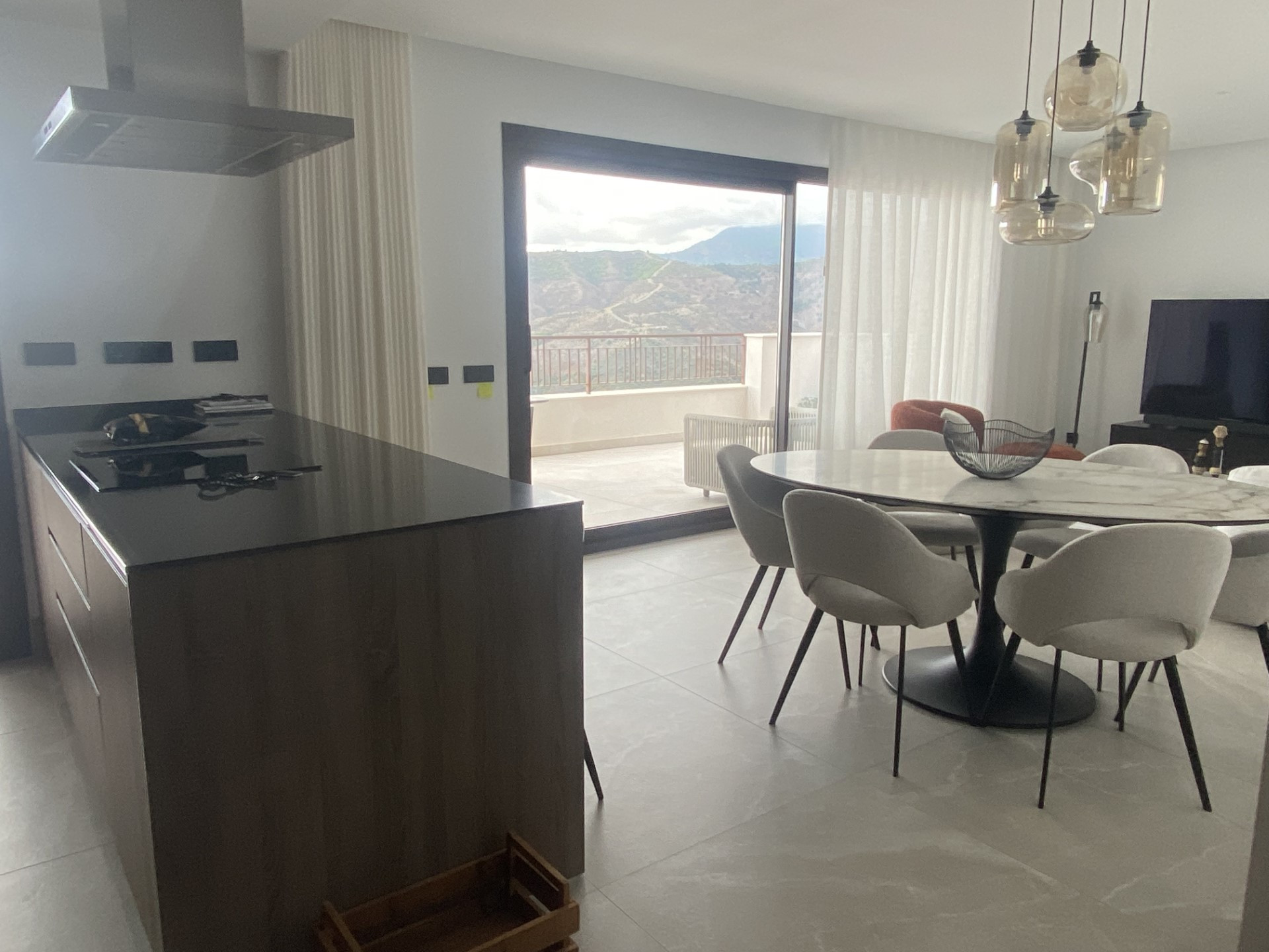 Brand new modern duplex penthouse with panoramic views in Almazara Hills, Istan