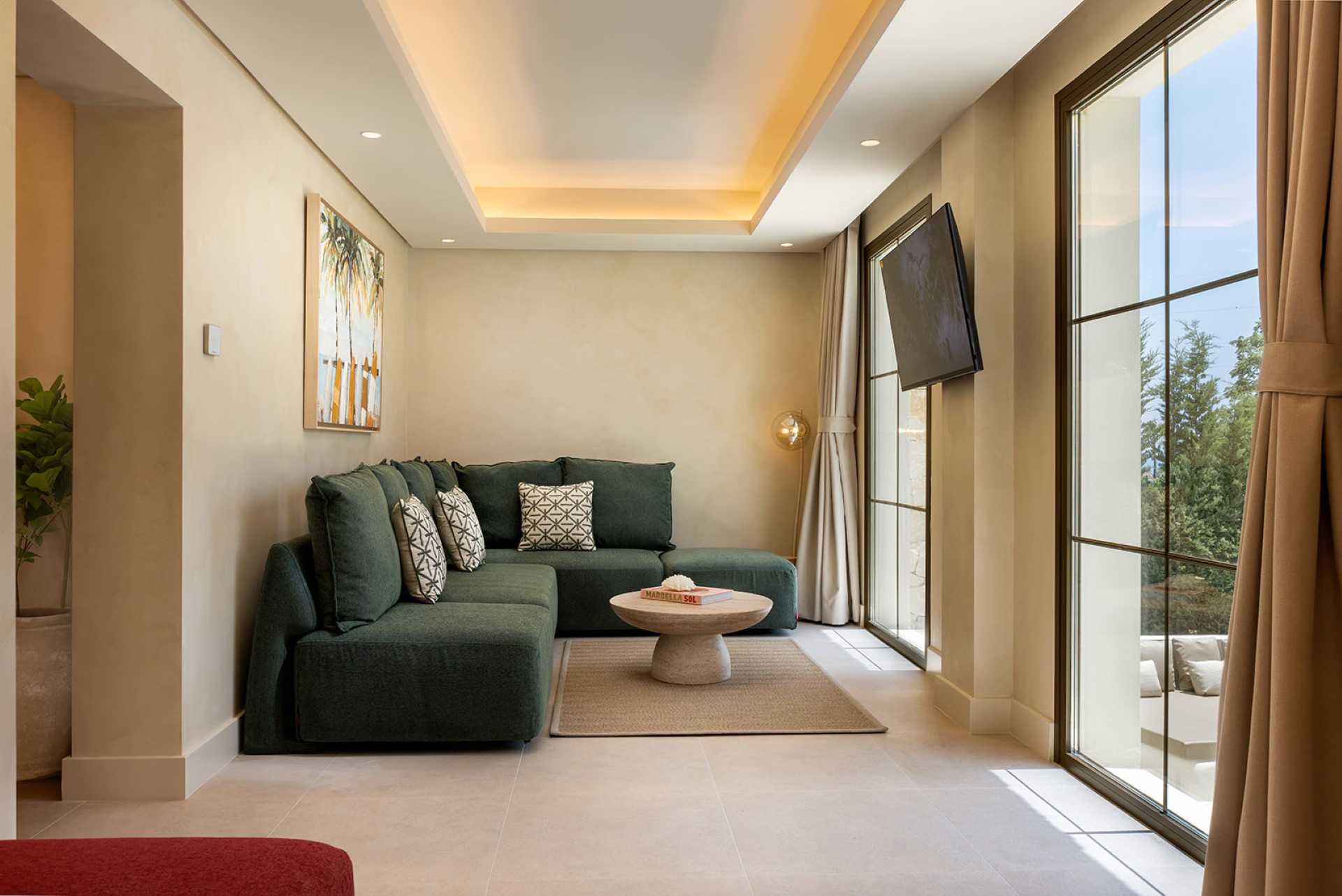 Luxurious 6-bedroom villa in Nueva Andalucia, Marbella