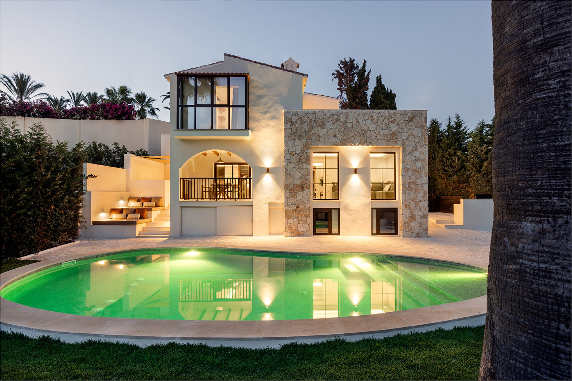 Luxurious 6-bedroom villa in Nueva Andalucia, Marbella
