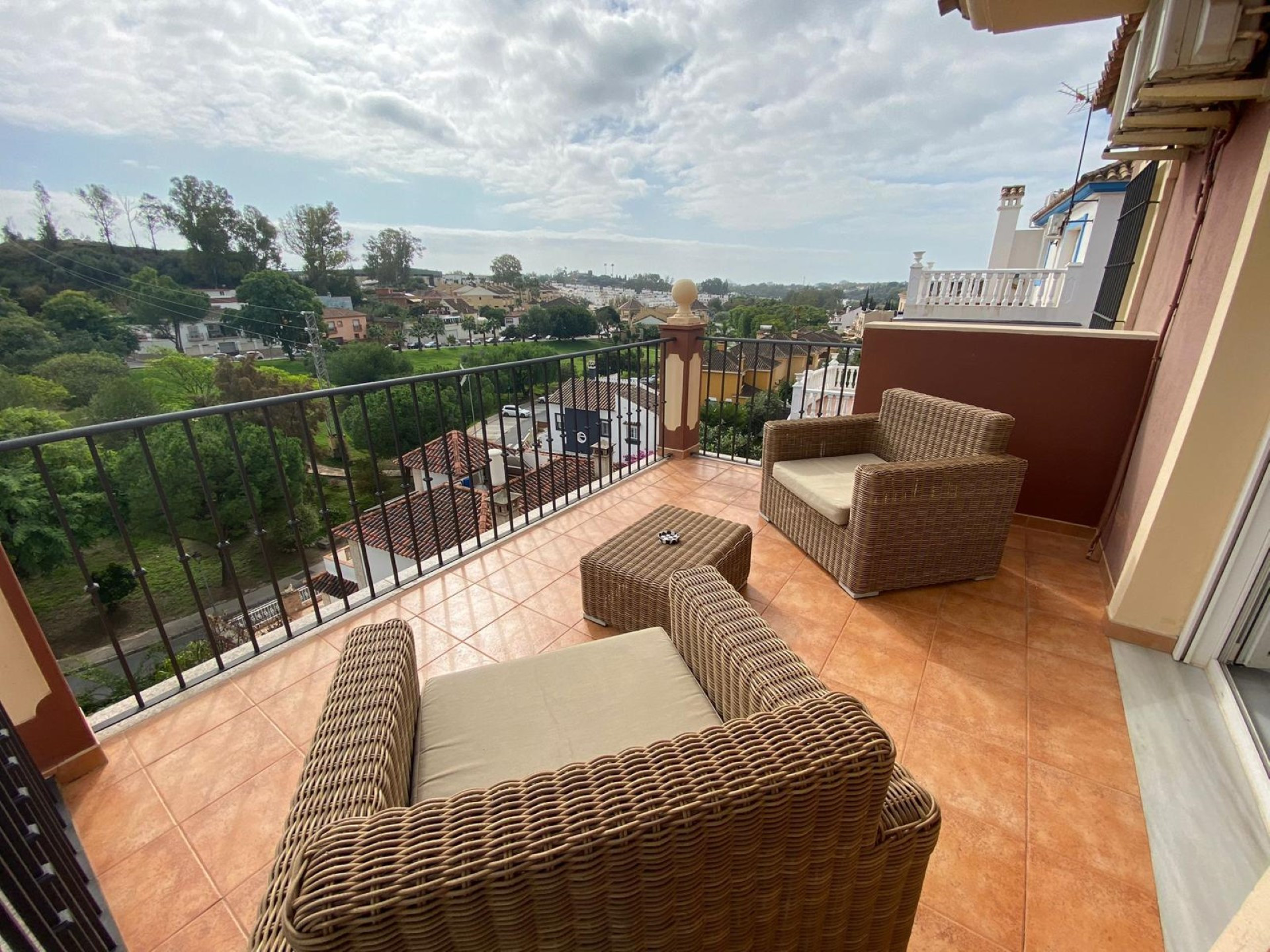 Traditional family villa in El Gamonal, San Pedro de Alcantara