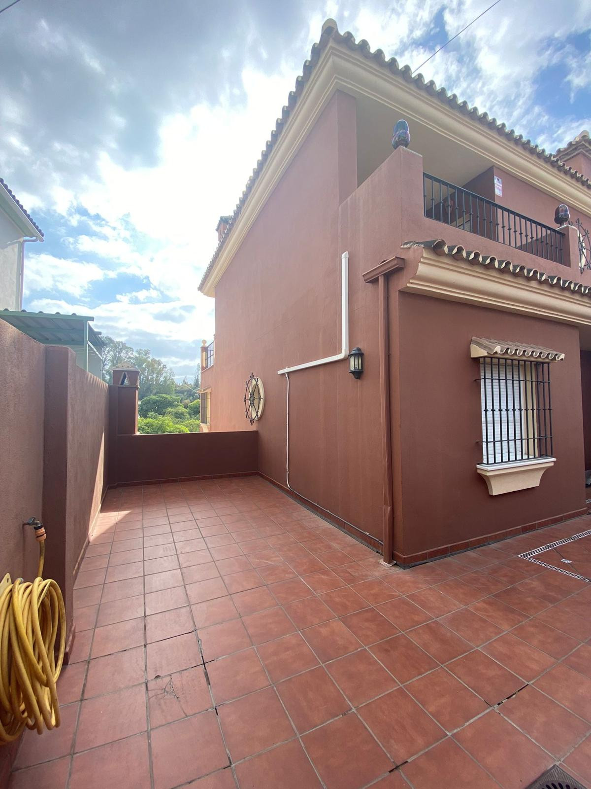 Traditional family villa in El Gamonal, San Pedro de Alcantara