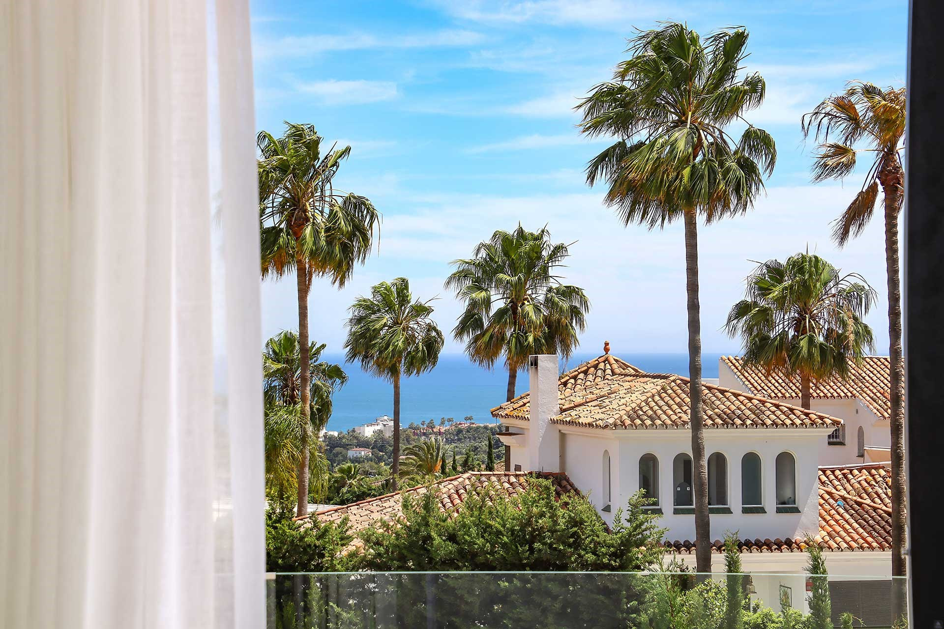 Impressive brand new 4 bedroom villa with infinity pool in Valle Romano, Estepona