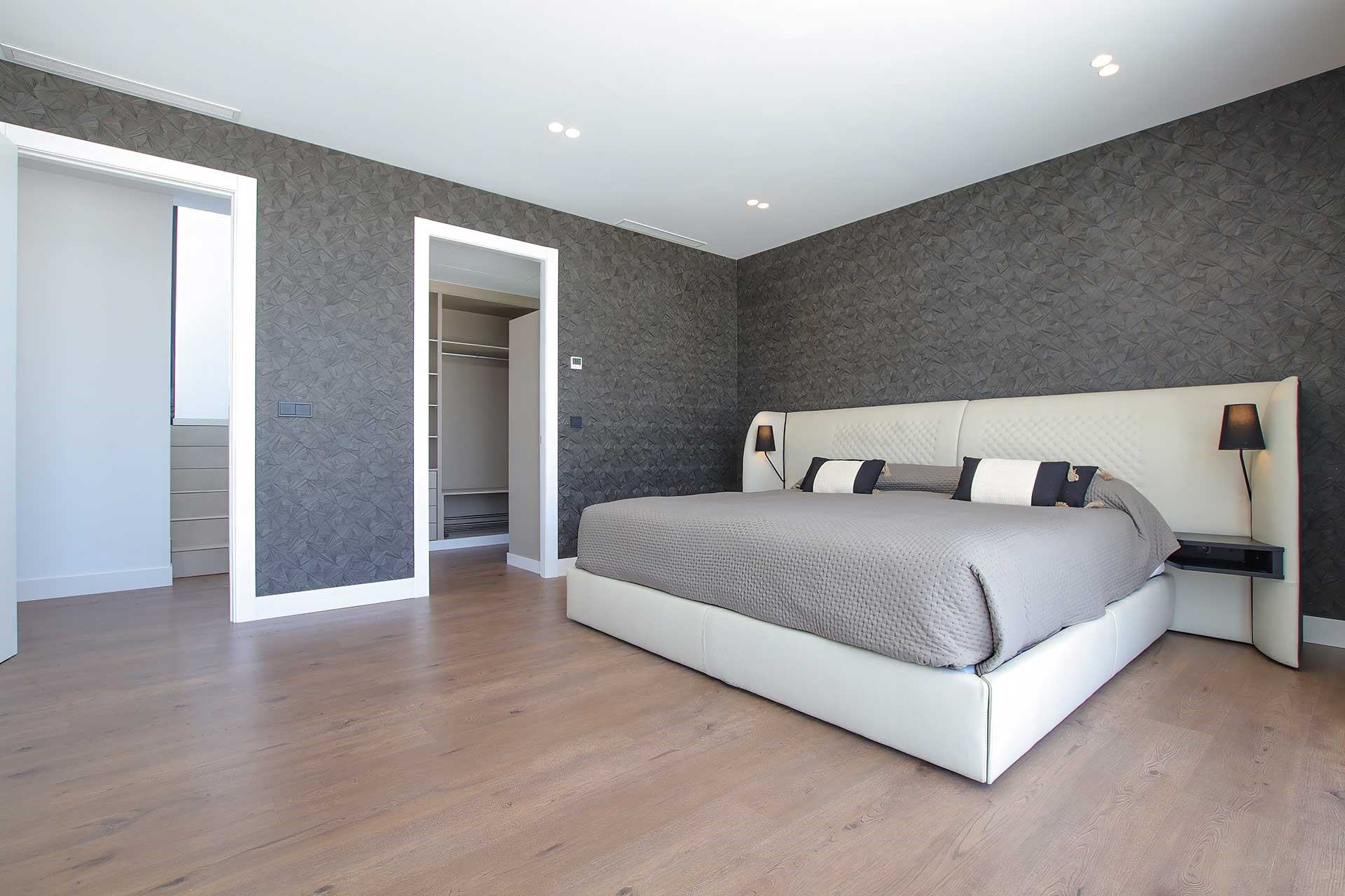 Impressive brand new 4 bedroom villa with infinity pool in Valle Romano, Estepona