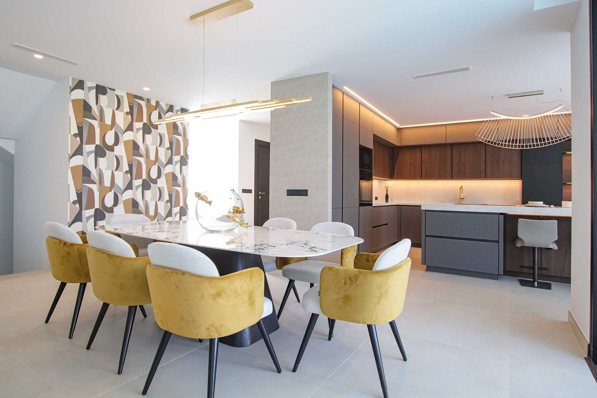 Impressive brand new 4 bedroom villa with infinity pool in Valle Romano, Estepona