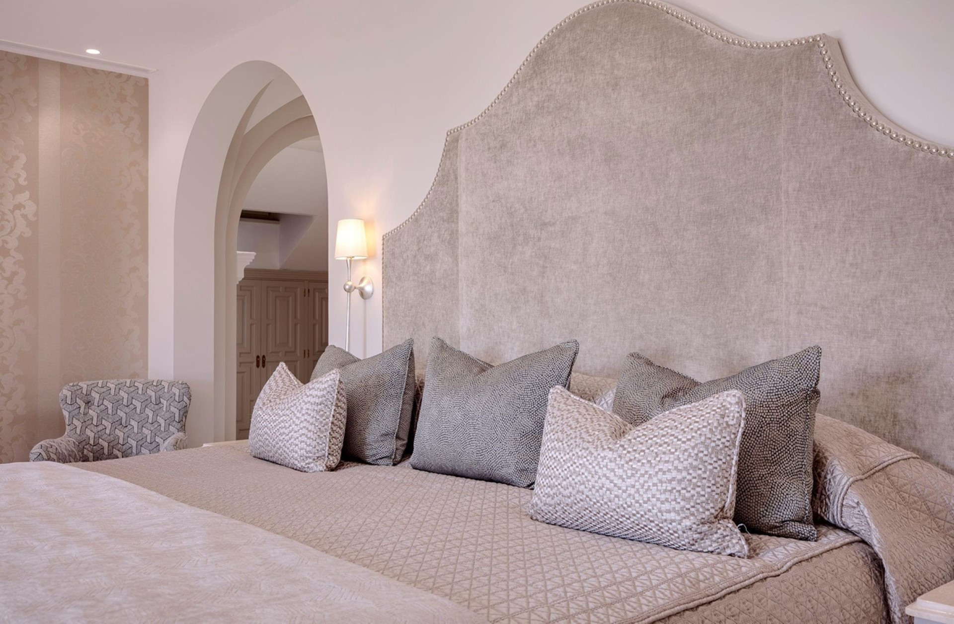 A spectacular frontline beach villa located on Marbellas Golden Mile