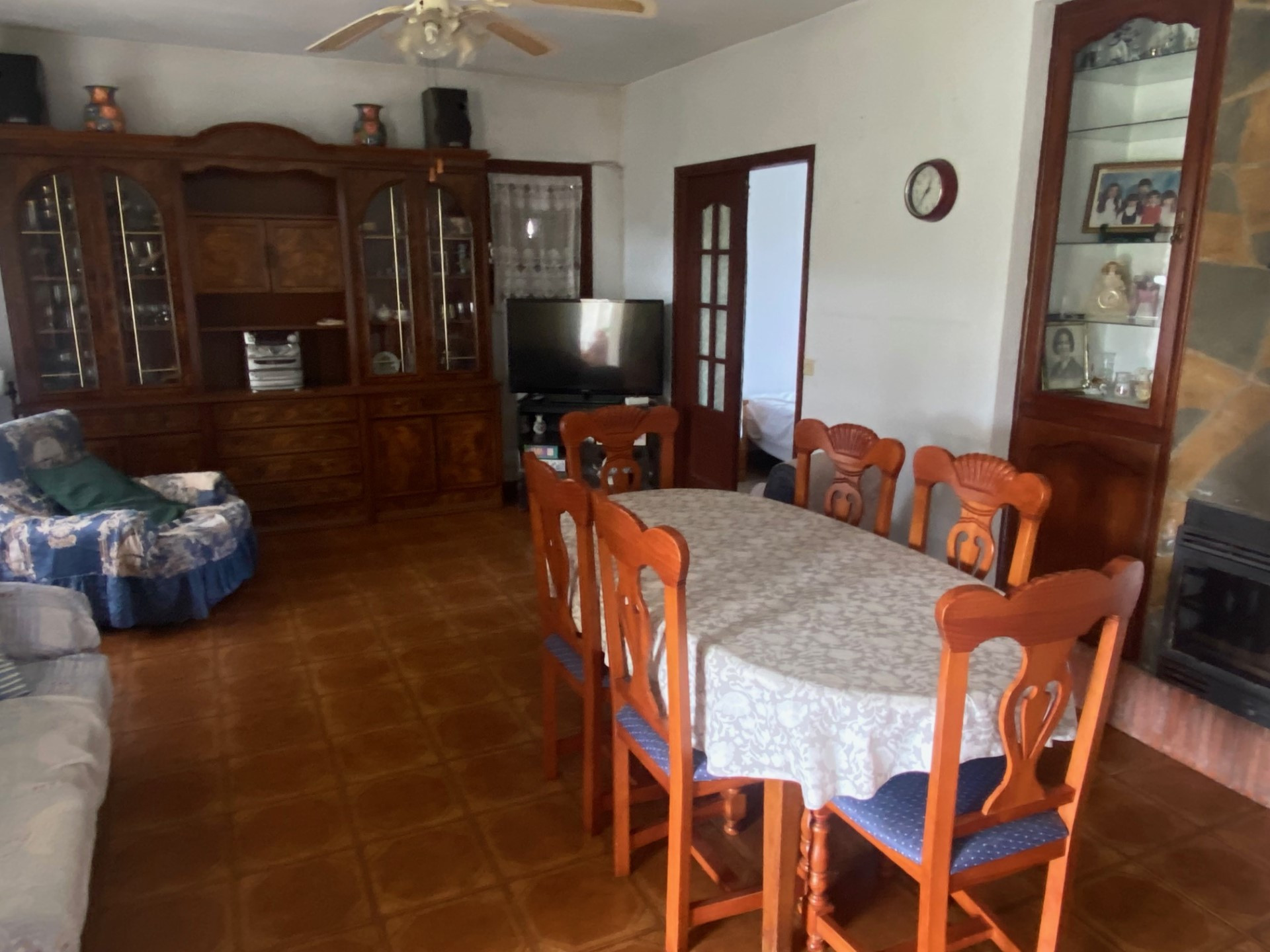 Villa tradicional de 5 dormitorios en El Velerin, Nueva Milla de Oro