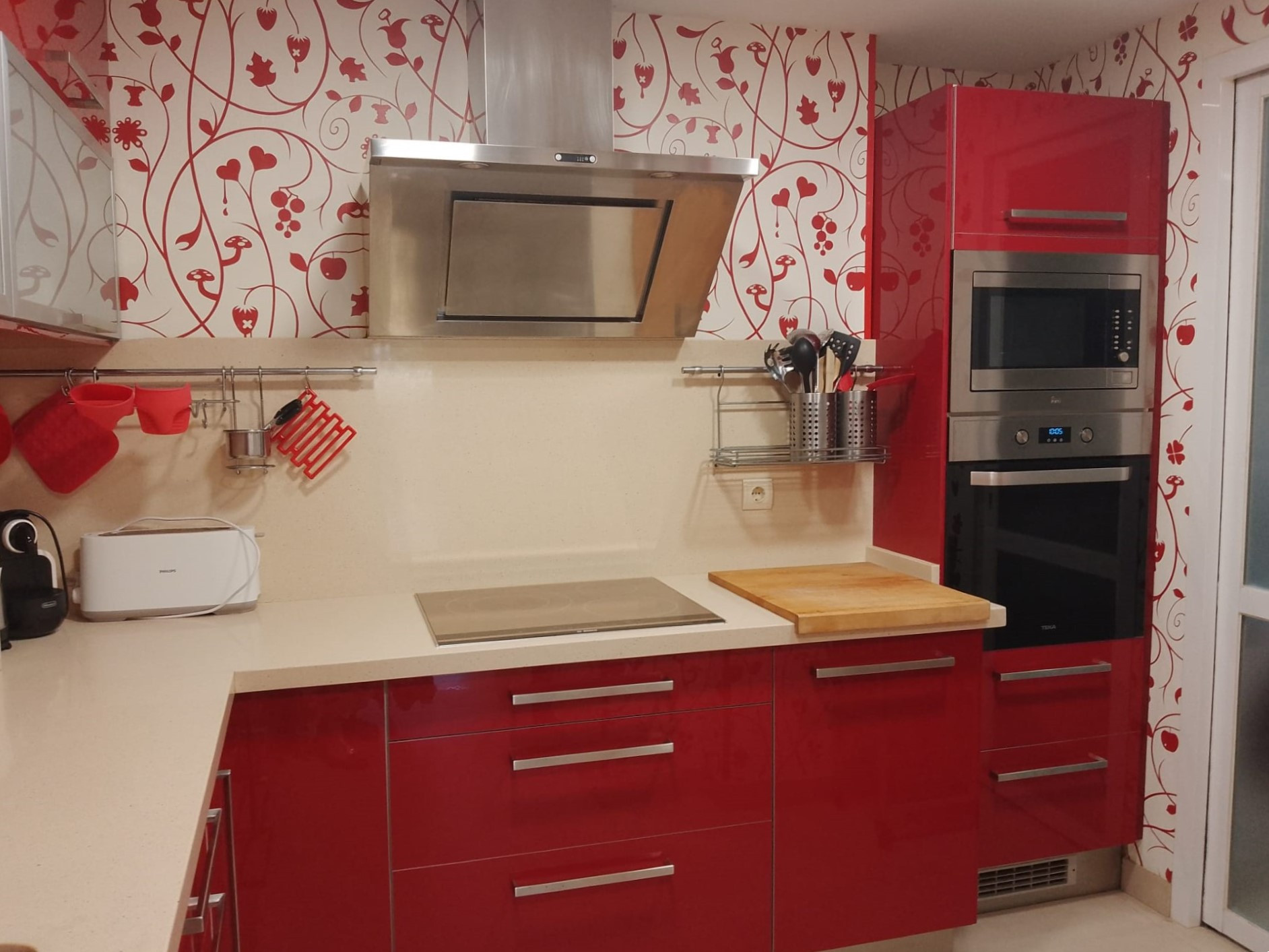 Apartamento de planta baja de 2 dormitorios junto a la playa en Terrazas de Banús, Puerto Banús