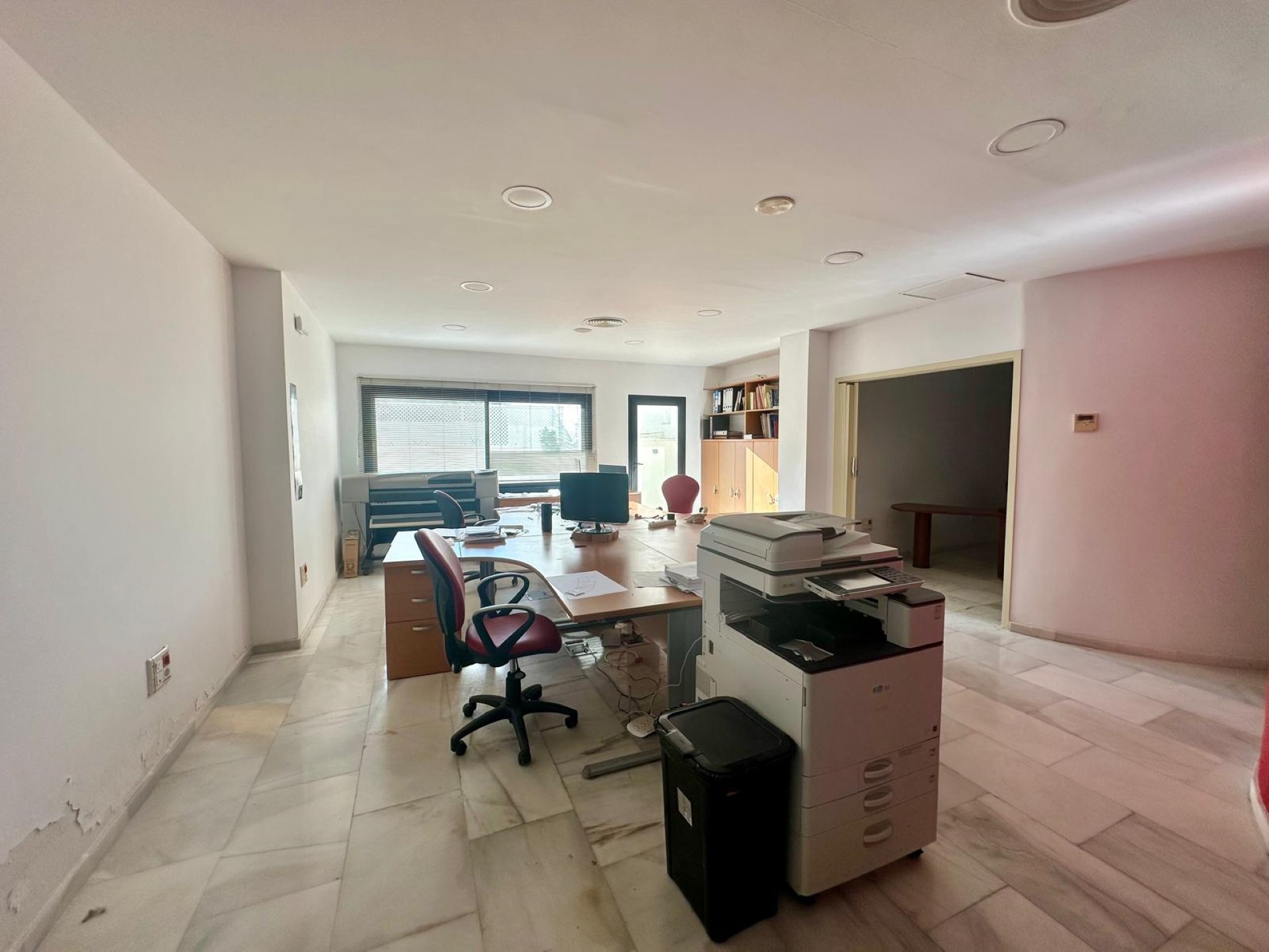 Elegant Commercial Office Space in Playas del Duque, Puerto Banus