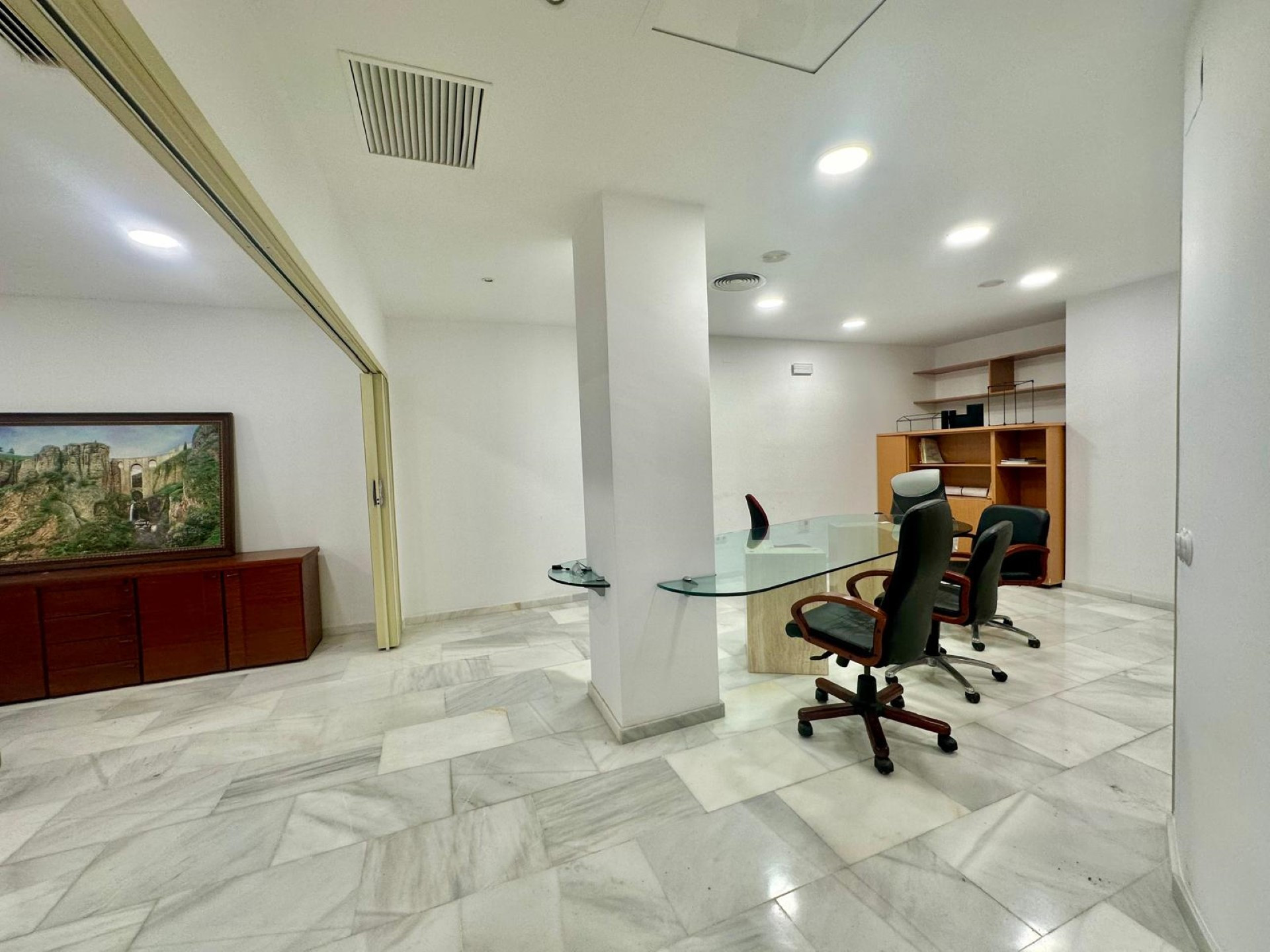 Elegant Commercial Office Space in Playas del Duque, Puerto Banus