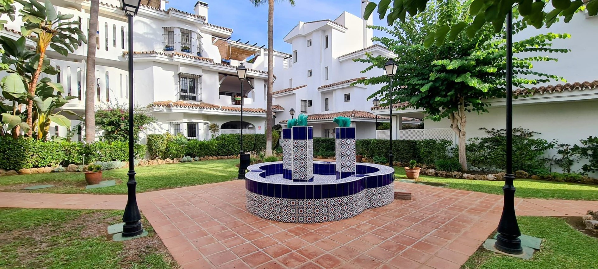 Refurbished groundfloor apartment in Los Naranjos de Marbella, Nueva Andalucia