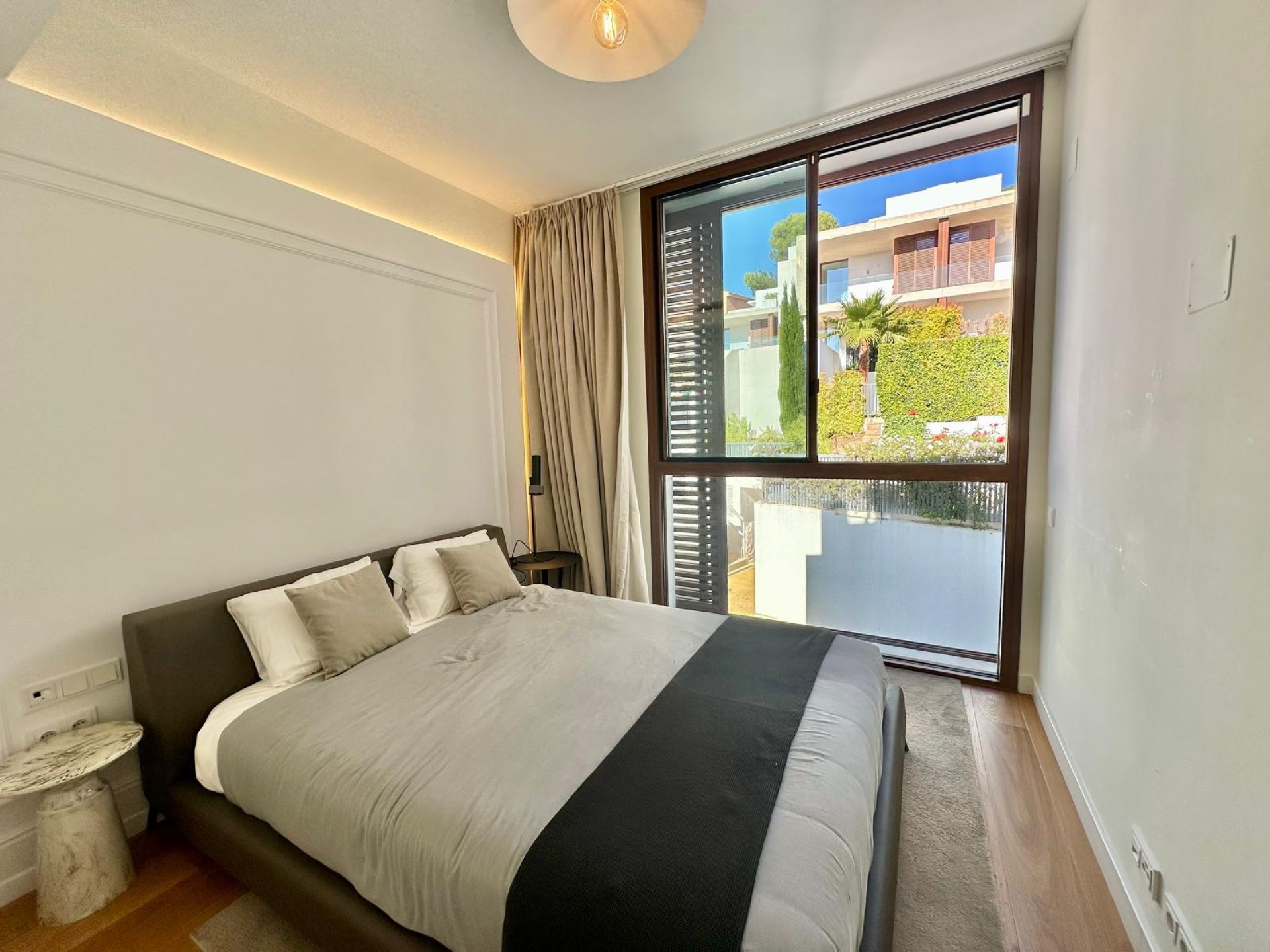 4 bedroom luxury townhouse in The Collection, Puente Romano