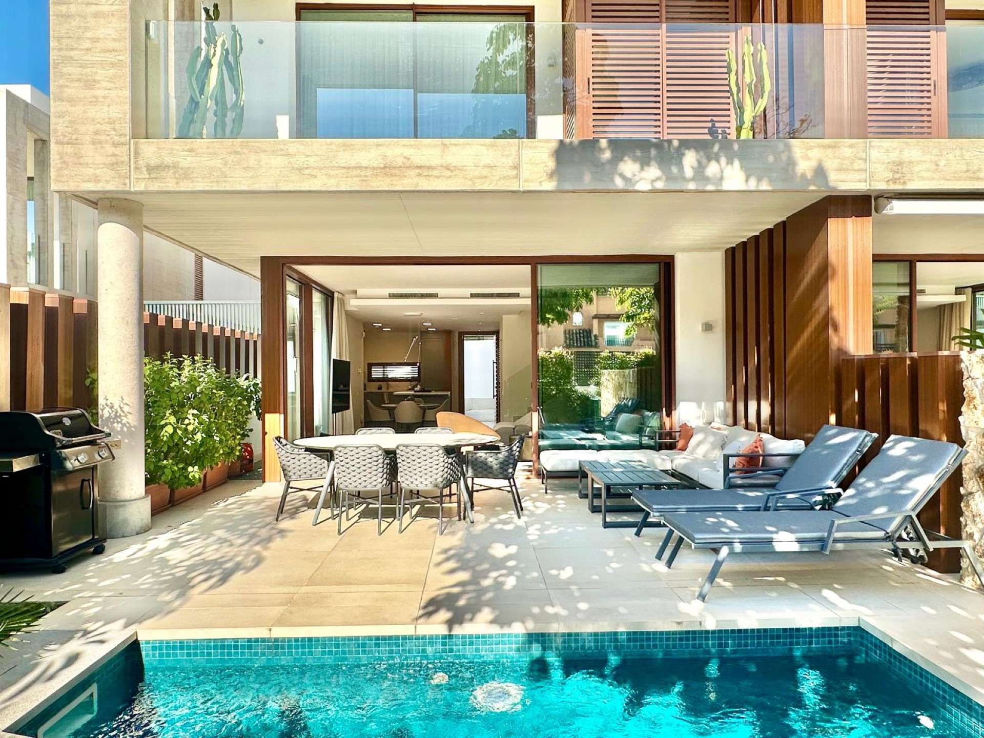 4 bedroom luxury townhouse in The Collection, Puente Romano