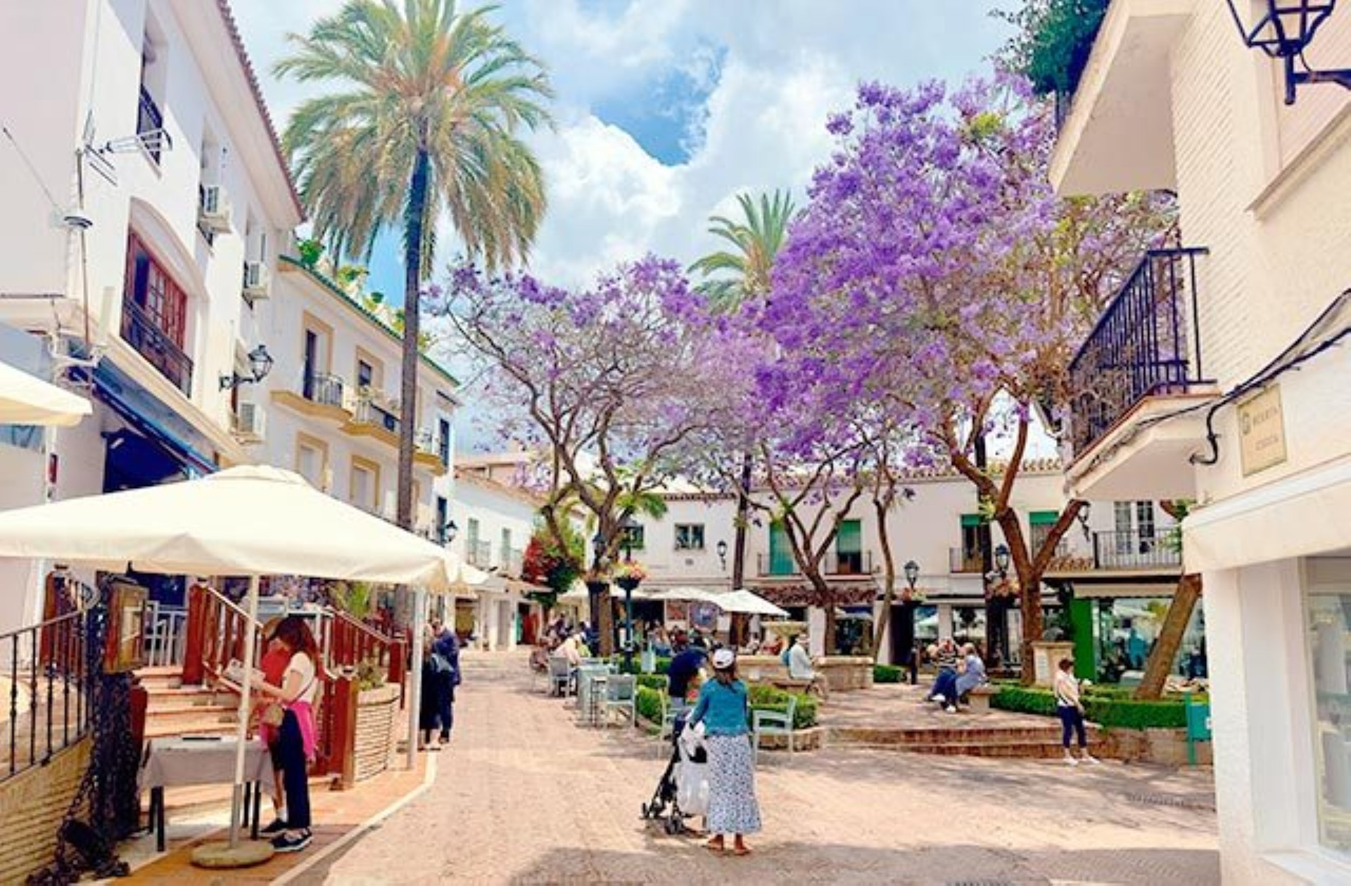 Ático dúplex renovado de 3 dormitorios en el centro de Marbella