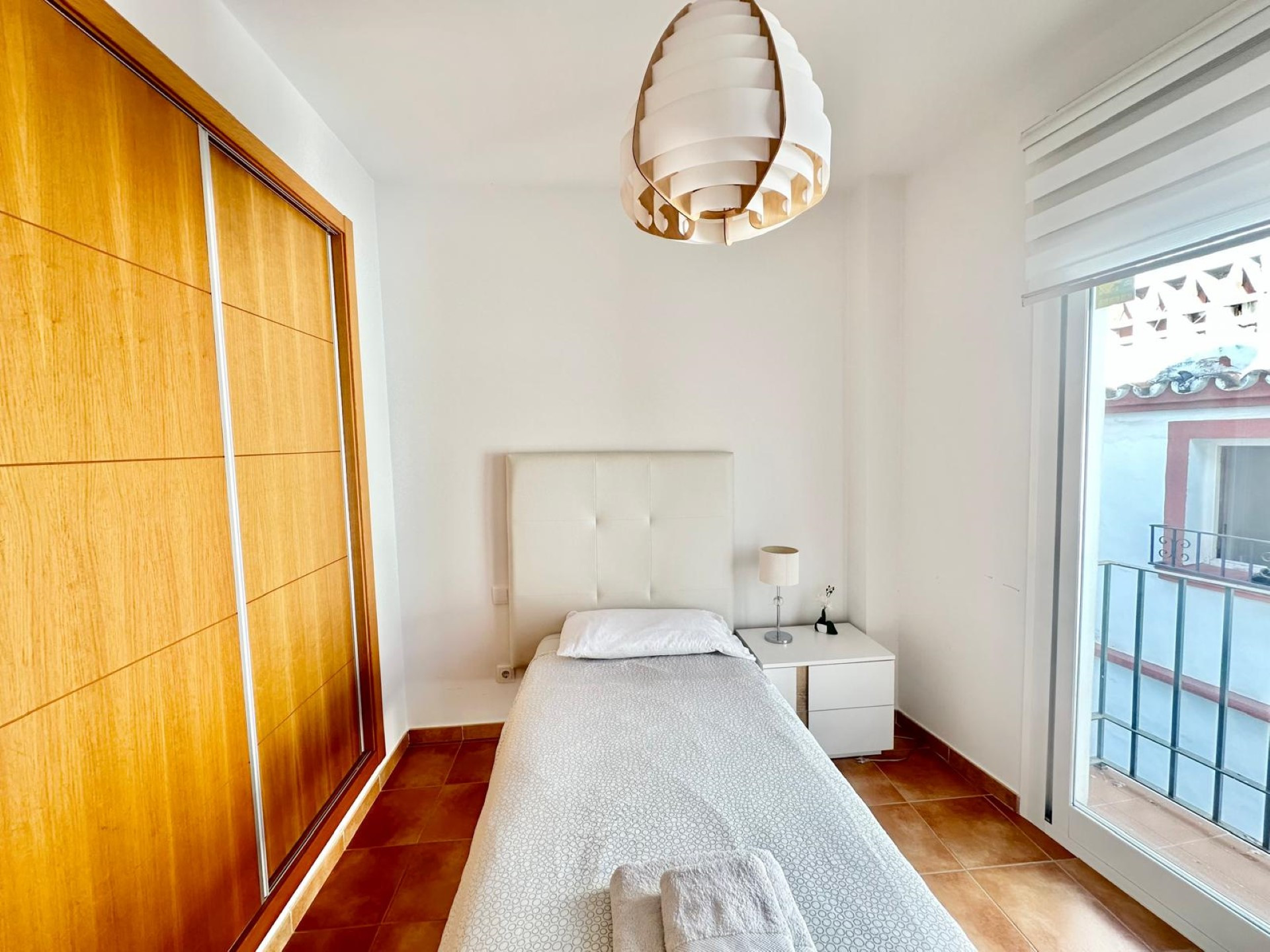 Ático dúplex renovado de 3 dormitorios en el centro de Marbella