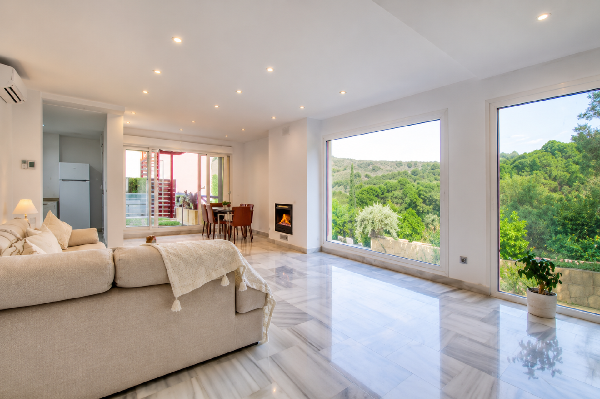 4 bedroom villa in Jardin Botanico, East of Estepona