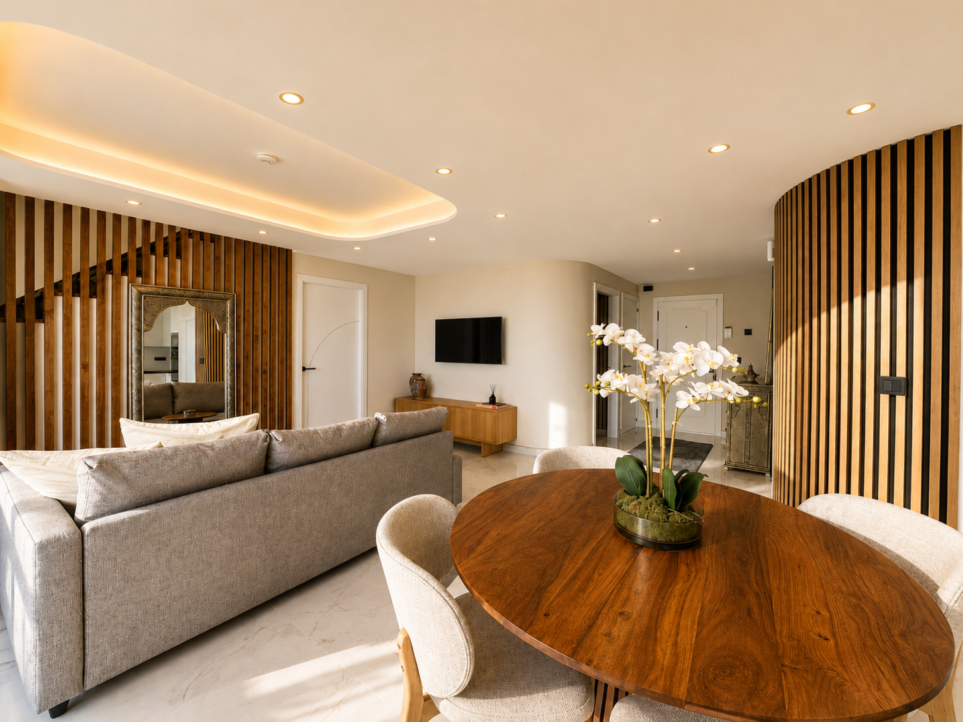 Exclusive Beachfront Penthouse – Experience Estepona at Its Finest – Stunning Penthouse with Panoramic Sea Views