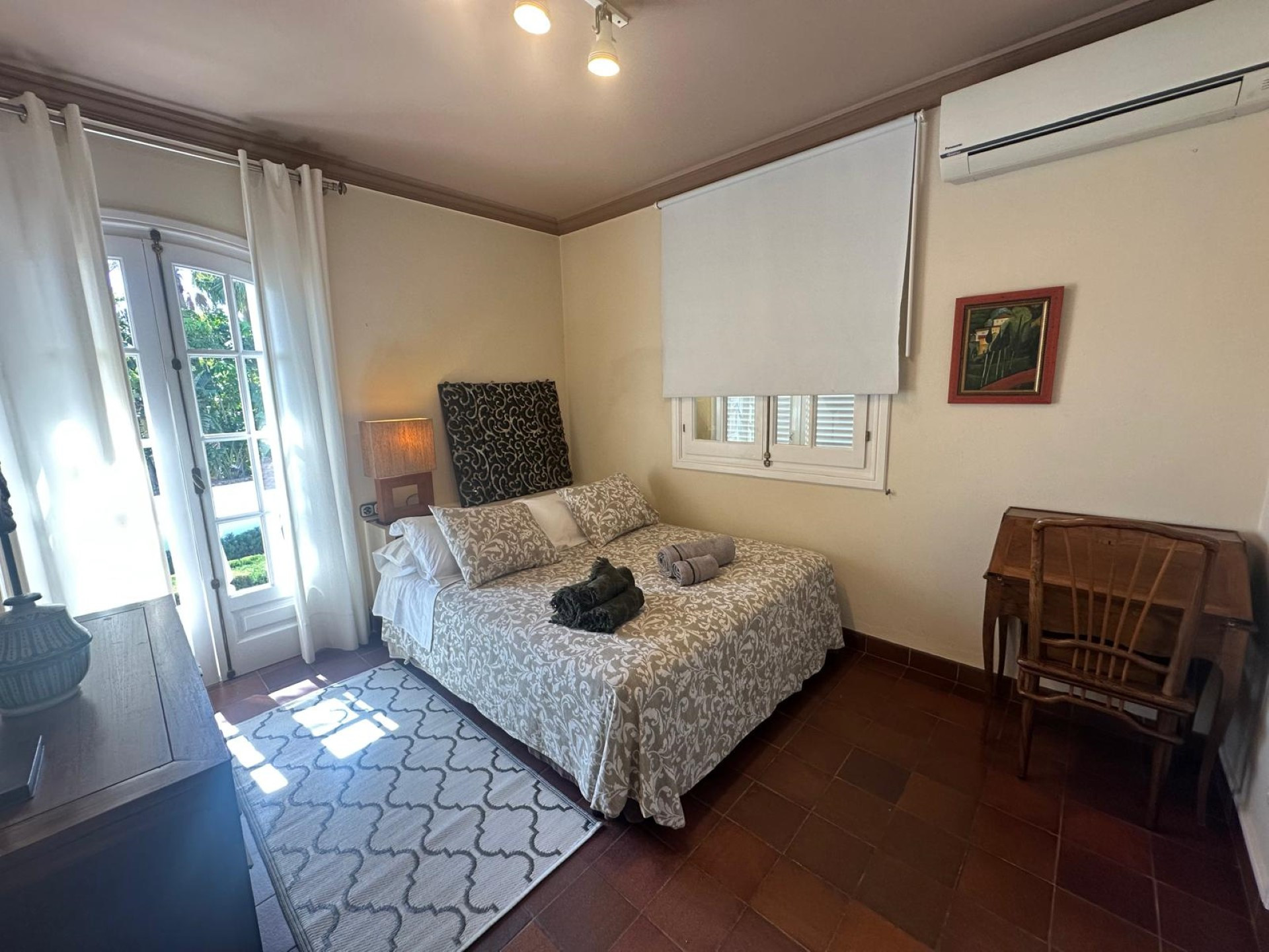 Elegant 5 bedroom Villa in Valdeolletas, Marbella town