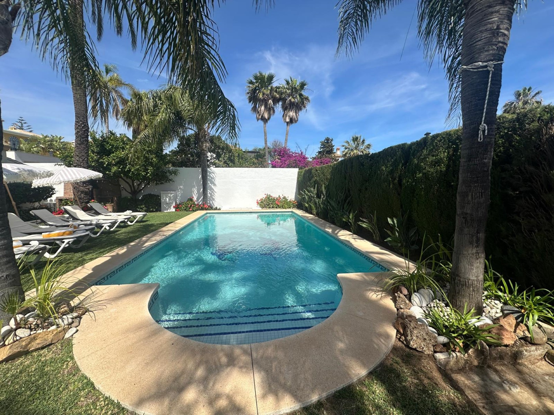 Elegant 5 bedroom Villa in Valdeolletas, Marbella town