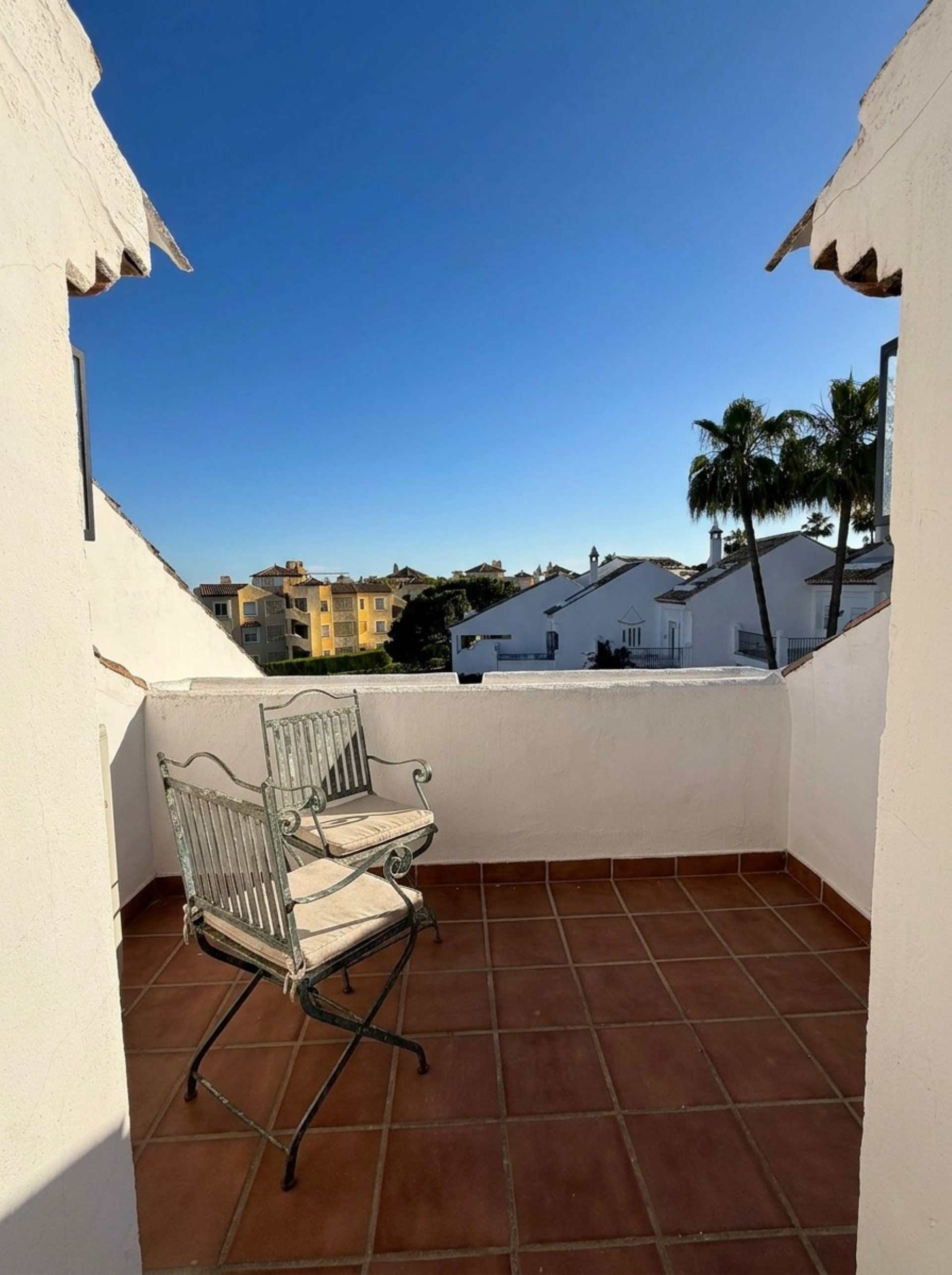 Charming refurbished 3 bedroom townhouse in Montepiedra, Marbella Golden Mile