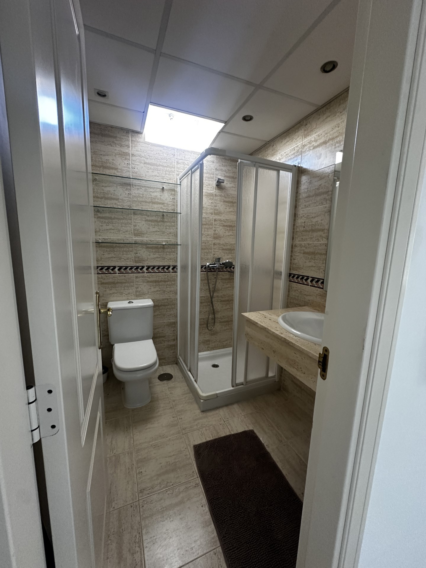 Apartamento reformado de 2 dormitorios orientado al sureste en Señorio de Gonzaga, Nueva Andalucía