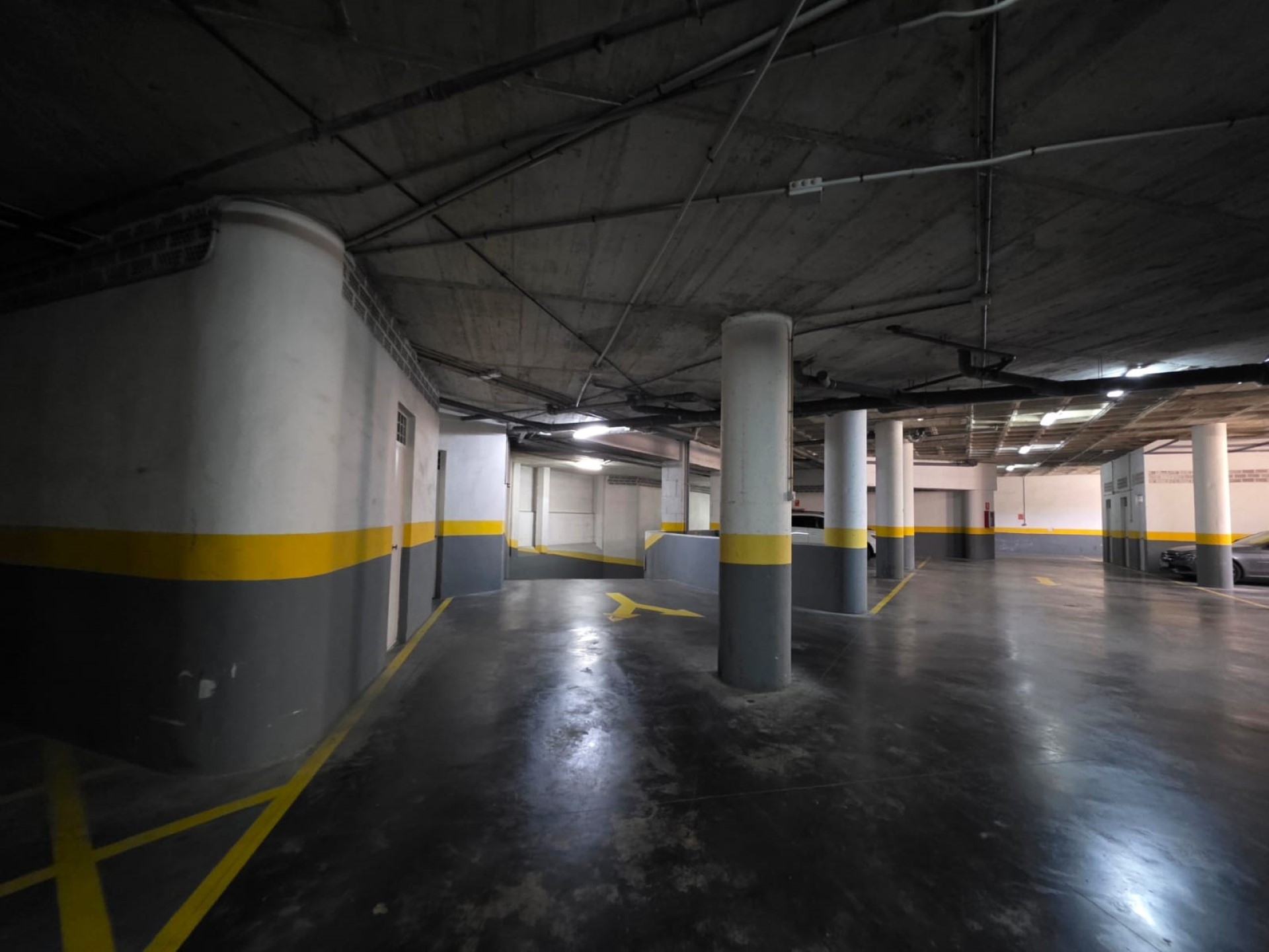 Spacious 3-bedroom apartment in Las Gaviotas, Puerto Banús.