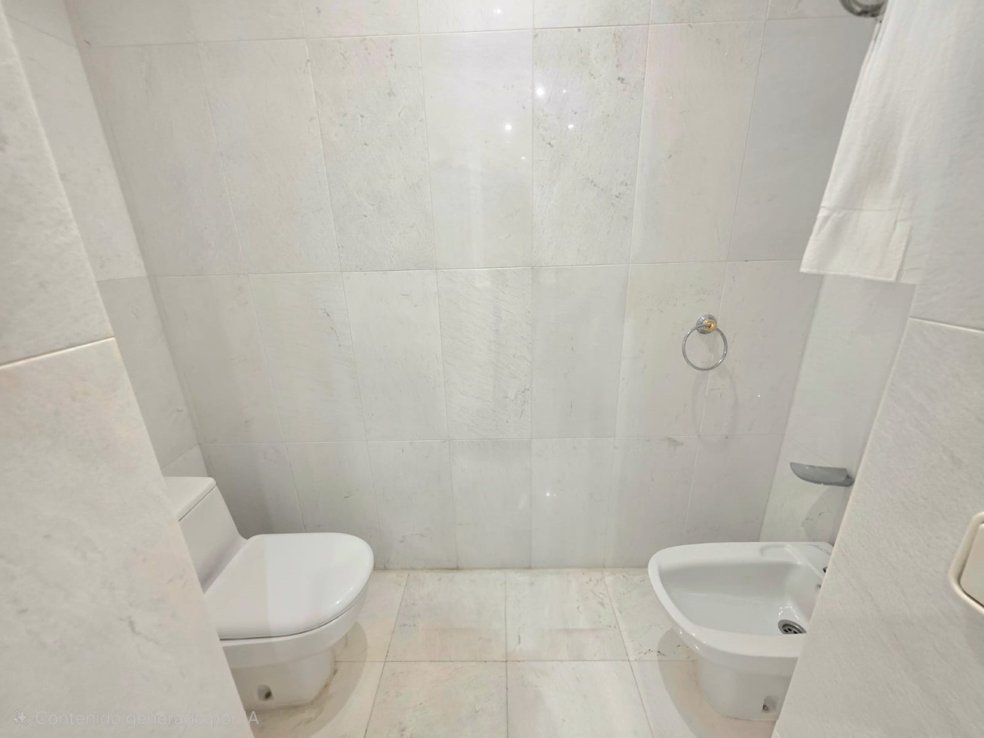 Spacious 3-bedroom apartment in Las Gaviotas, Puerto Banús.