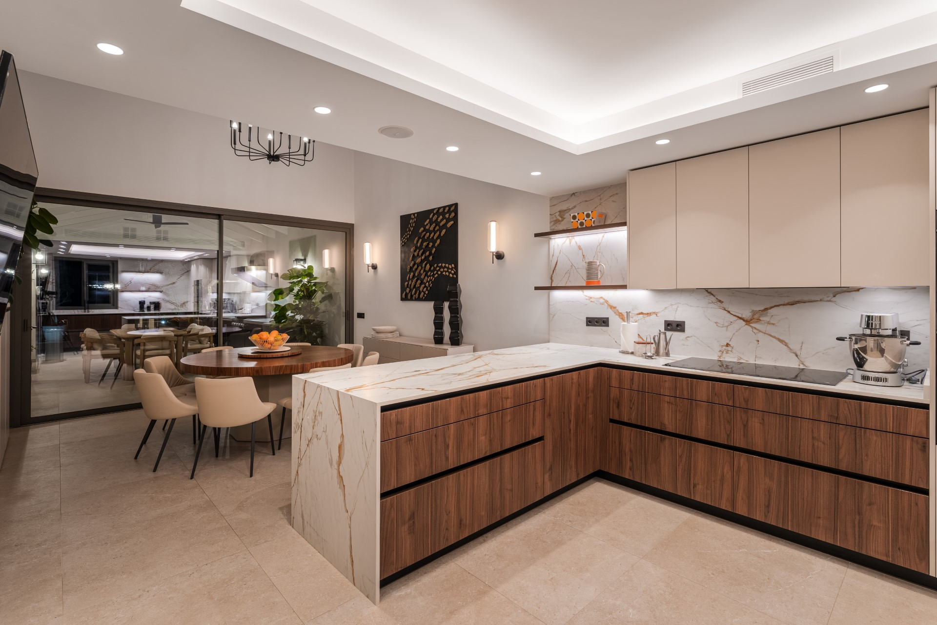 Unique 5 bedroom fully renovated villa in La Cerquilla, Nueva Andalucia