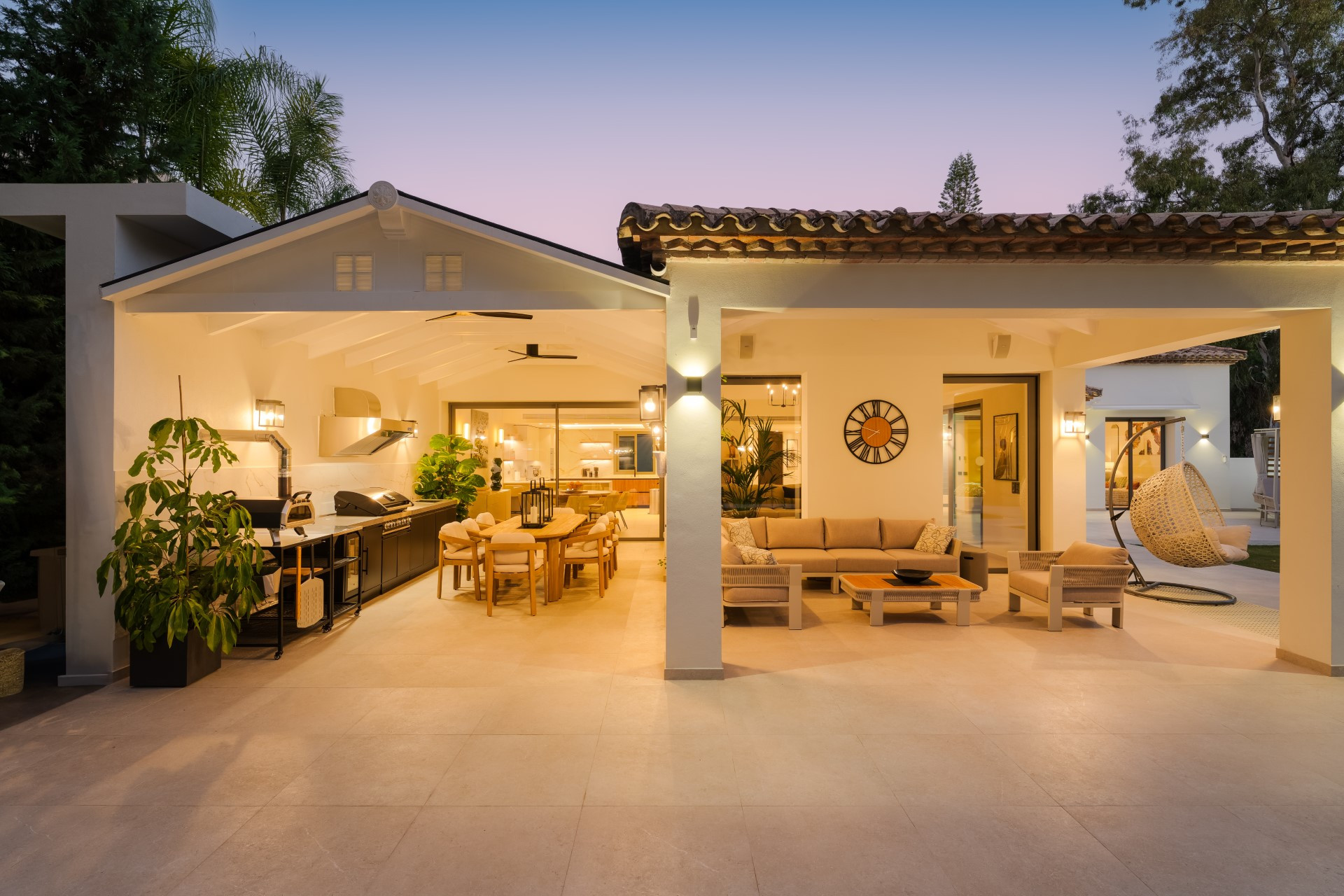 Unique 5 bedroom fully renovated villa in La Cerquilla, Nueva Andalucia