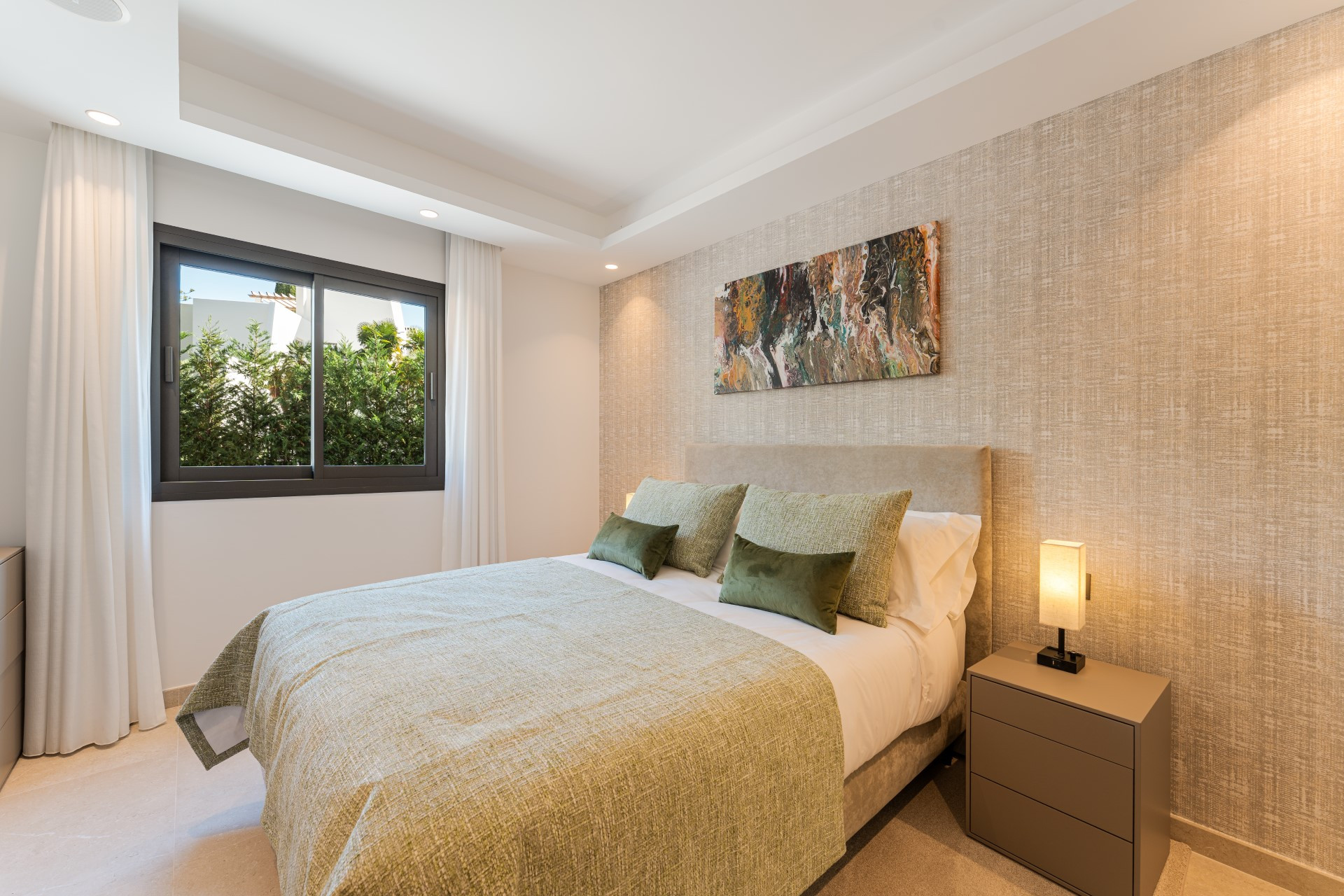 Unique 5 bedroom fully renovated villa in La Cerquilla, Nueva Andalucia