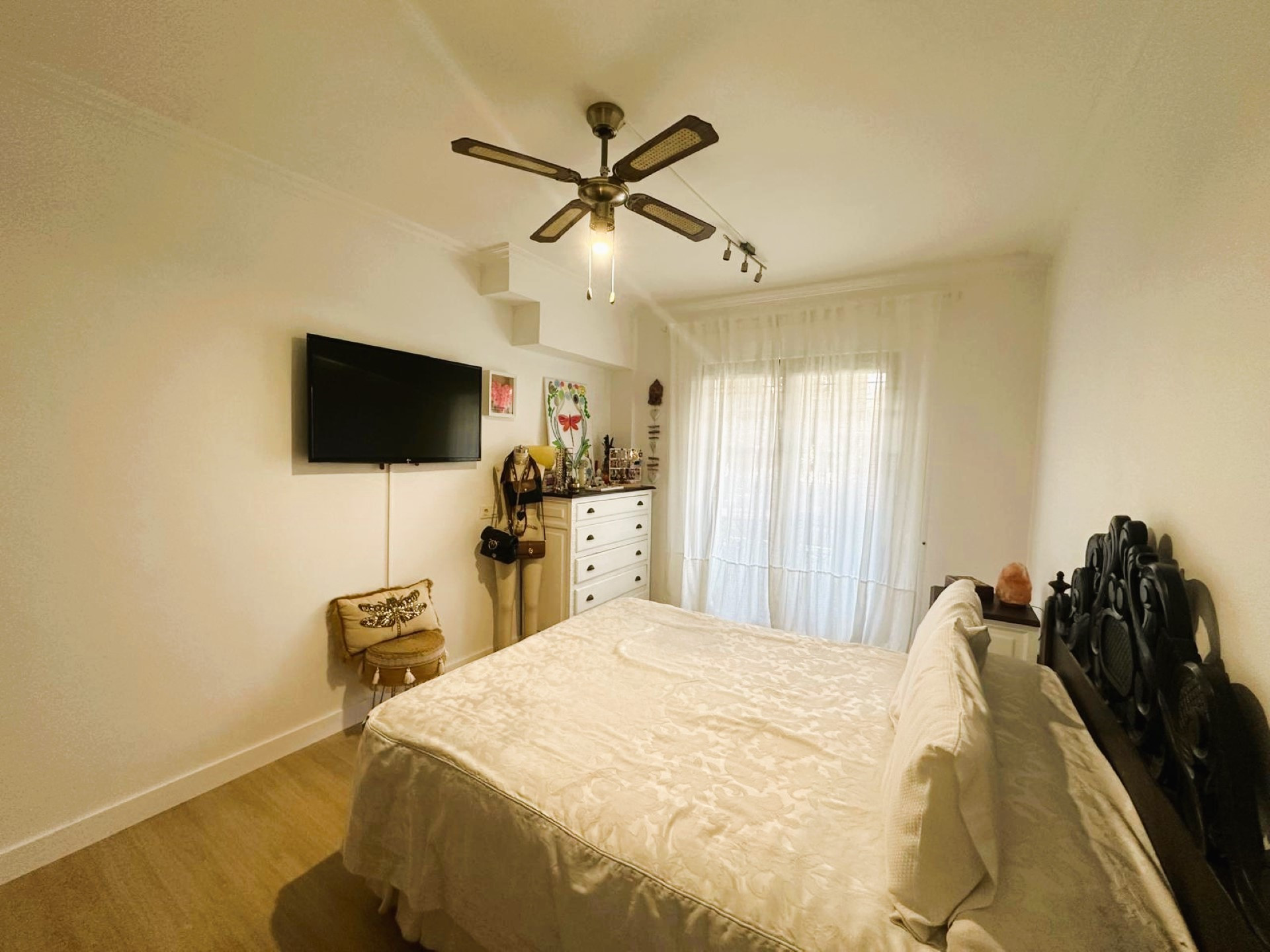 Elegant ground floor apartment, beachside in San Pedro