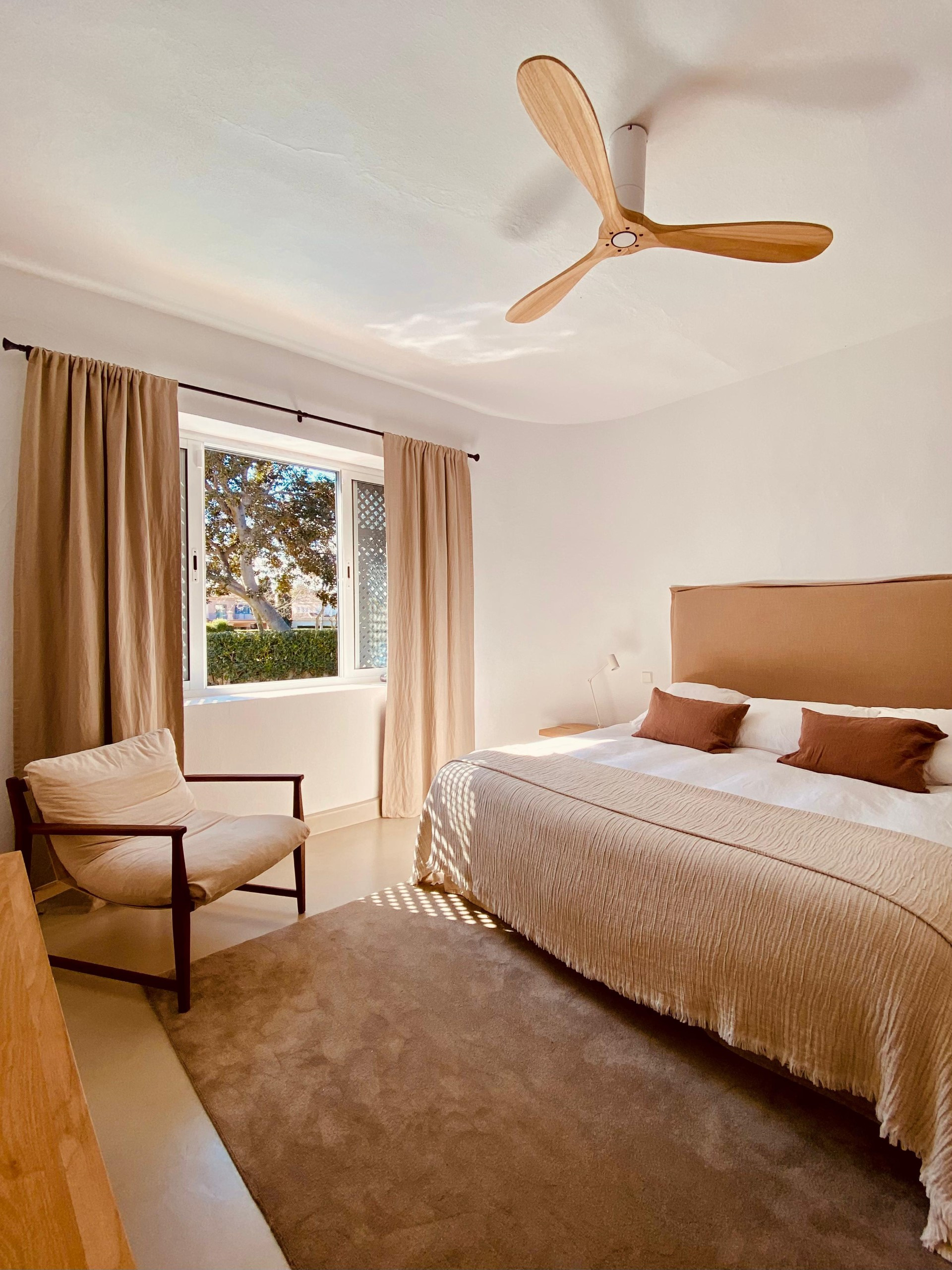 Luxury frontline golf villa on 1 level in Guadalmina Alta