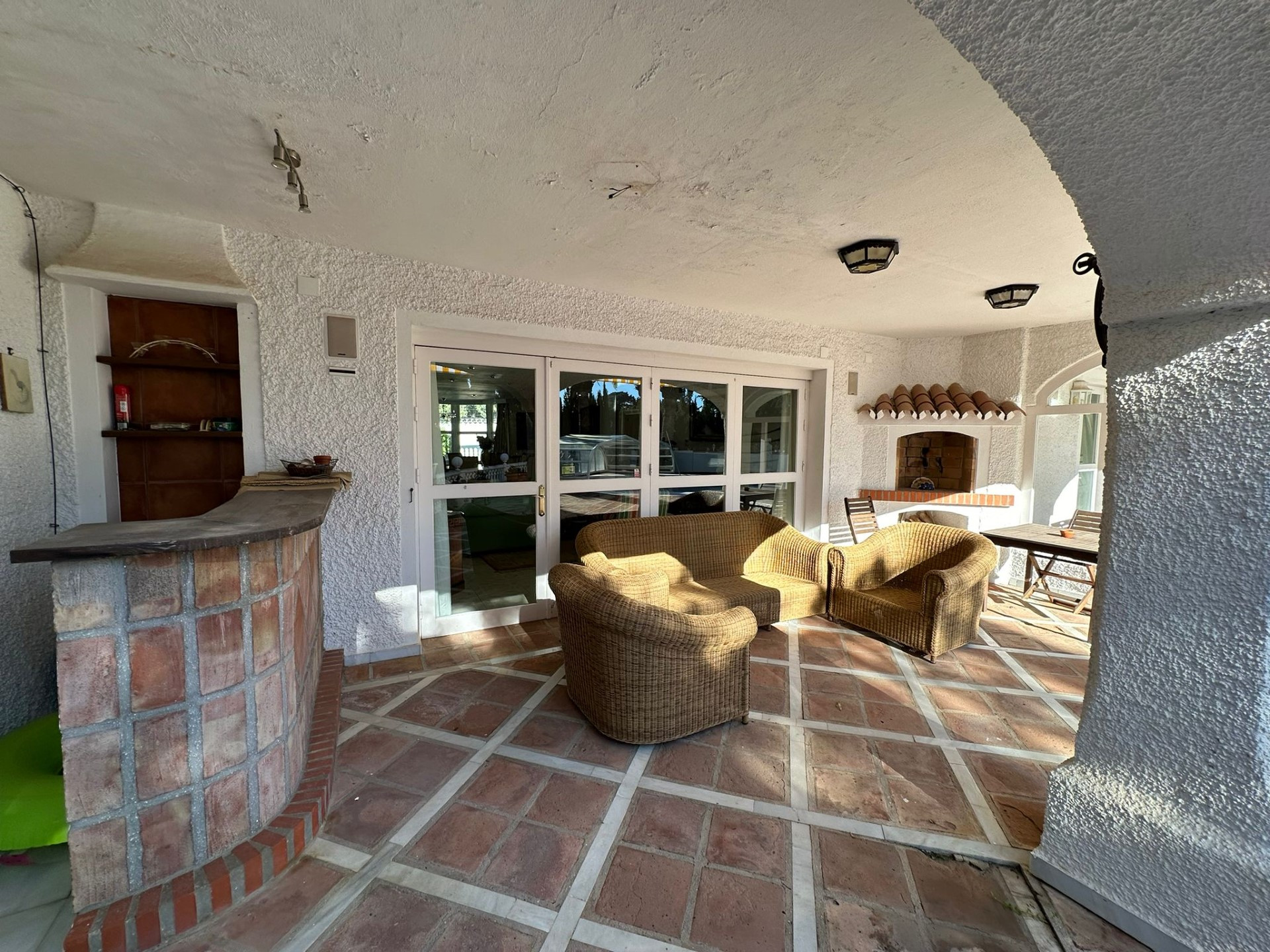 Detached Villa in Marbesa. Excellent Opportunity Close to the Beach