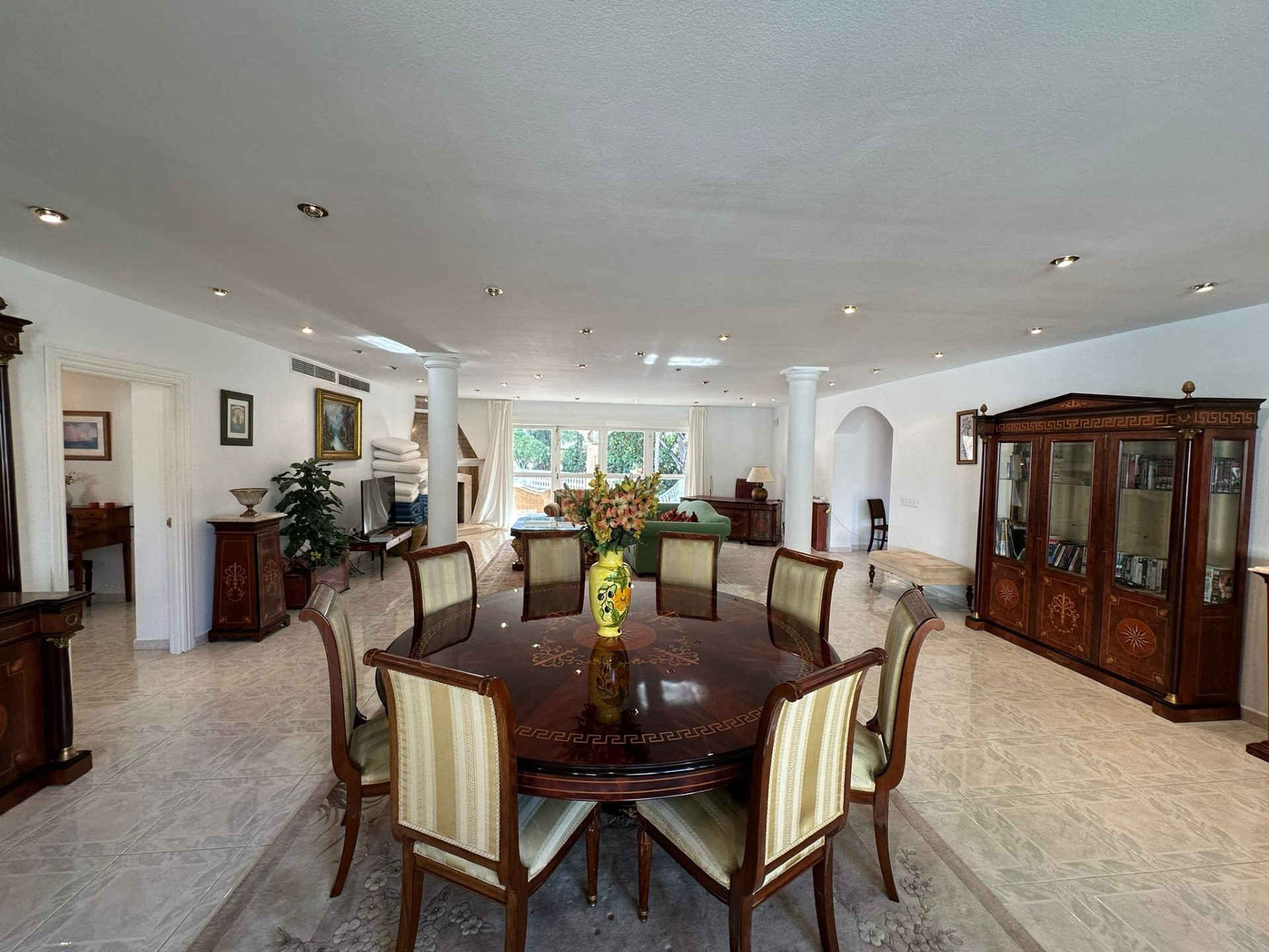 Detached Villa in Marbesa. Excellent Opportunity Close to the Beach