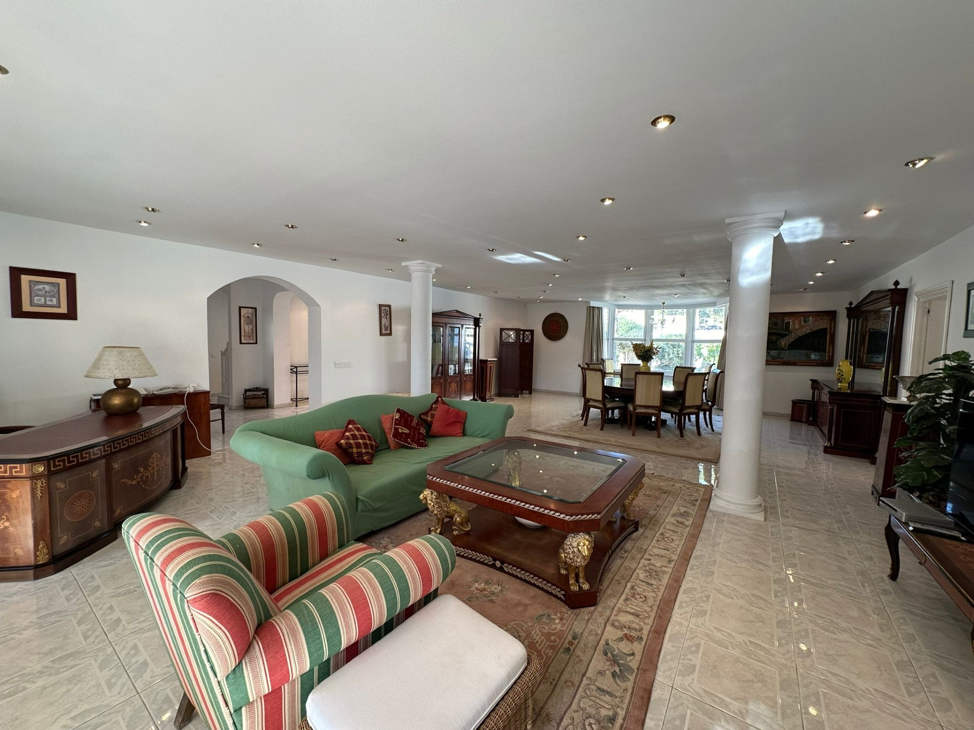 Detached Villa in Marbesa. Excellent Opportunity Close to the Beach