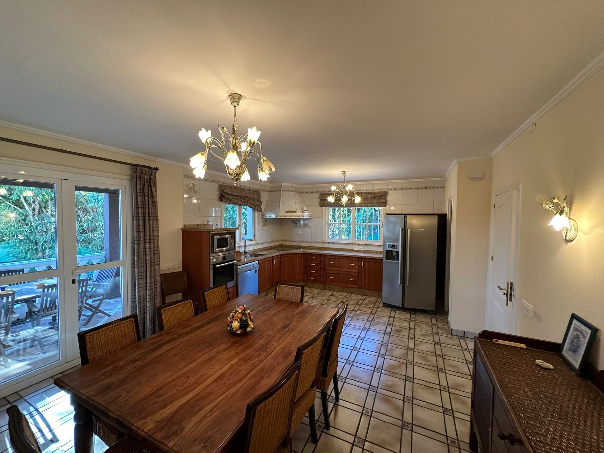 Detached Villa in Marbesa. Excellent Opportunity Close to the Beach