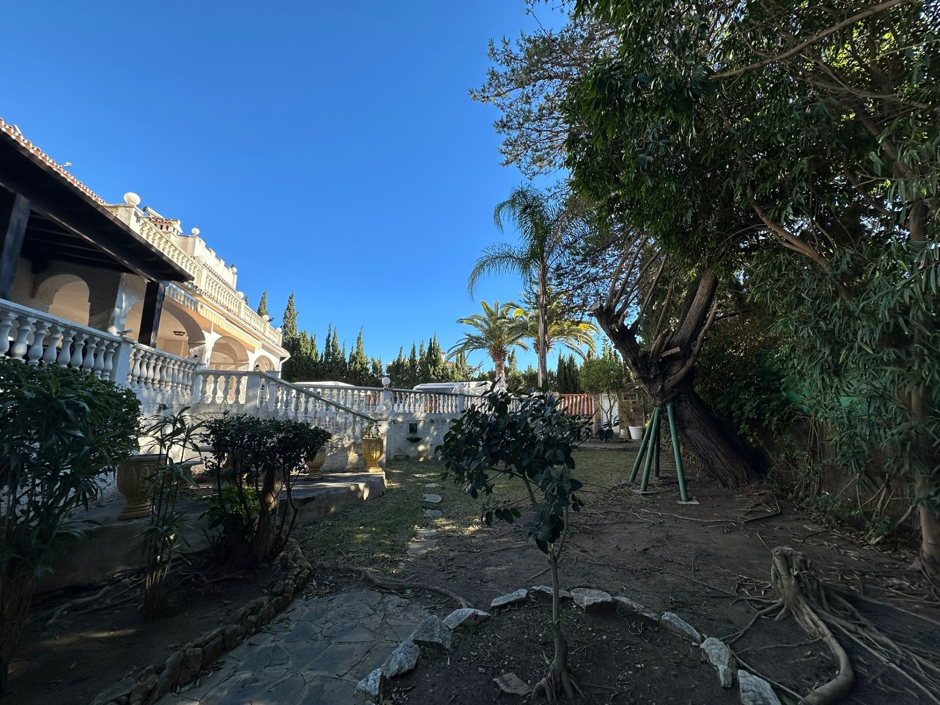 Detached Villa in Marbesa. Excellent Opportunity Close to the Beach