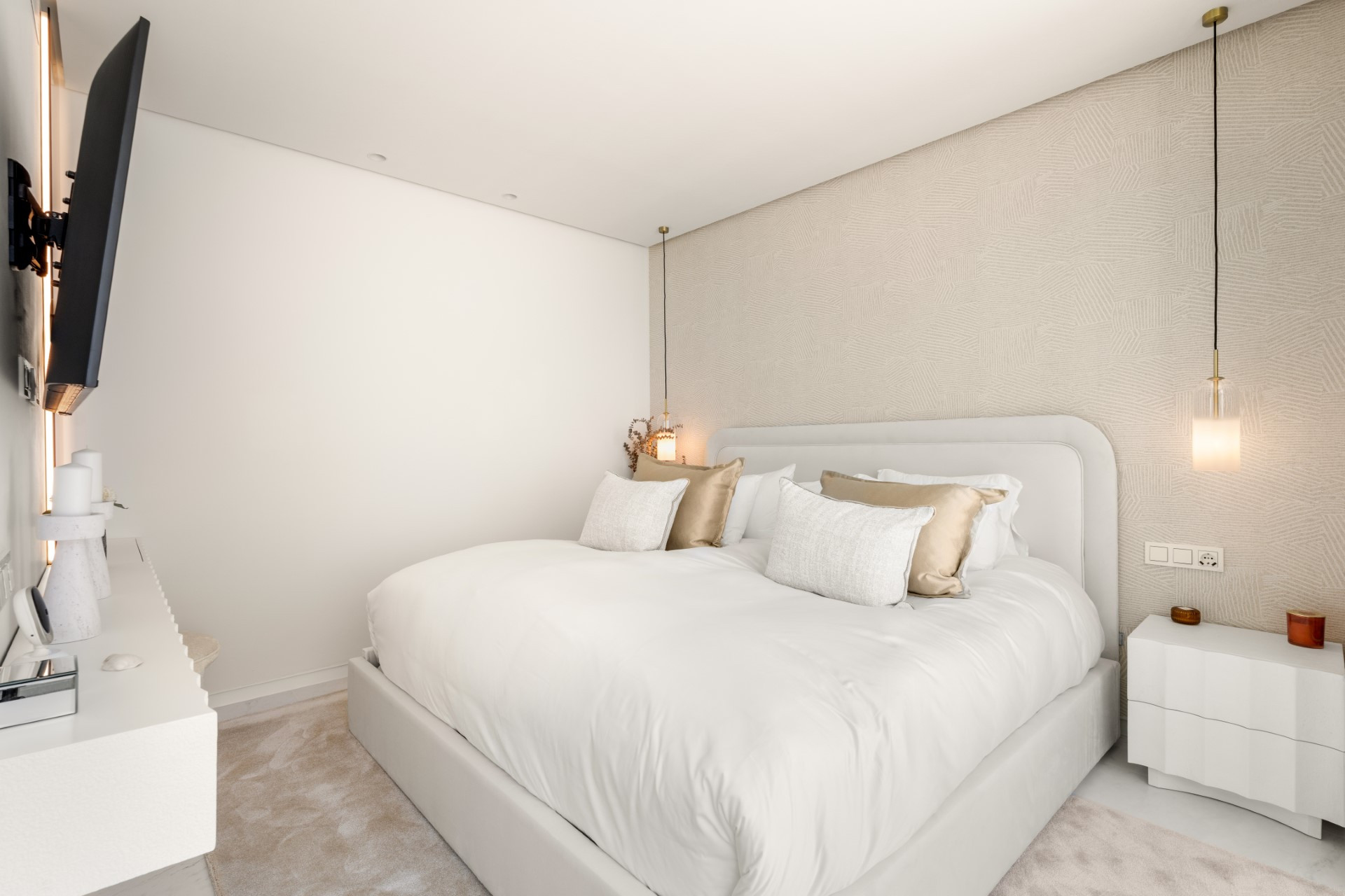 Spacious and modern 3 bedroom penthouse in Palo Alto, Ojen
