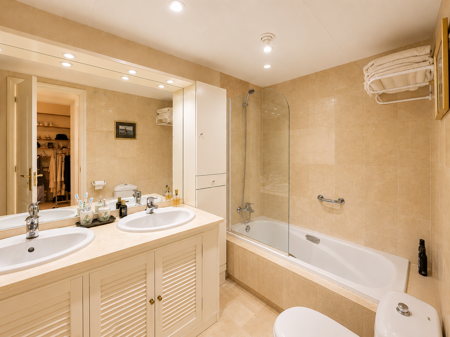 Apartamento en primera línea de golf con vistas panorámicas en Campos de Guadalmina, Guadalmina Alta