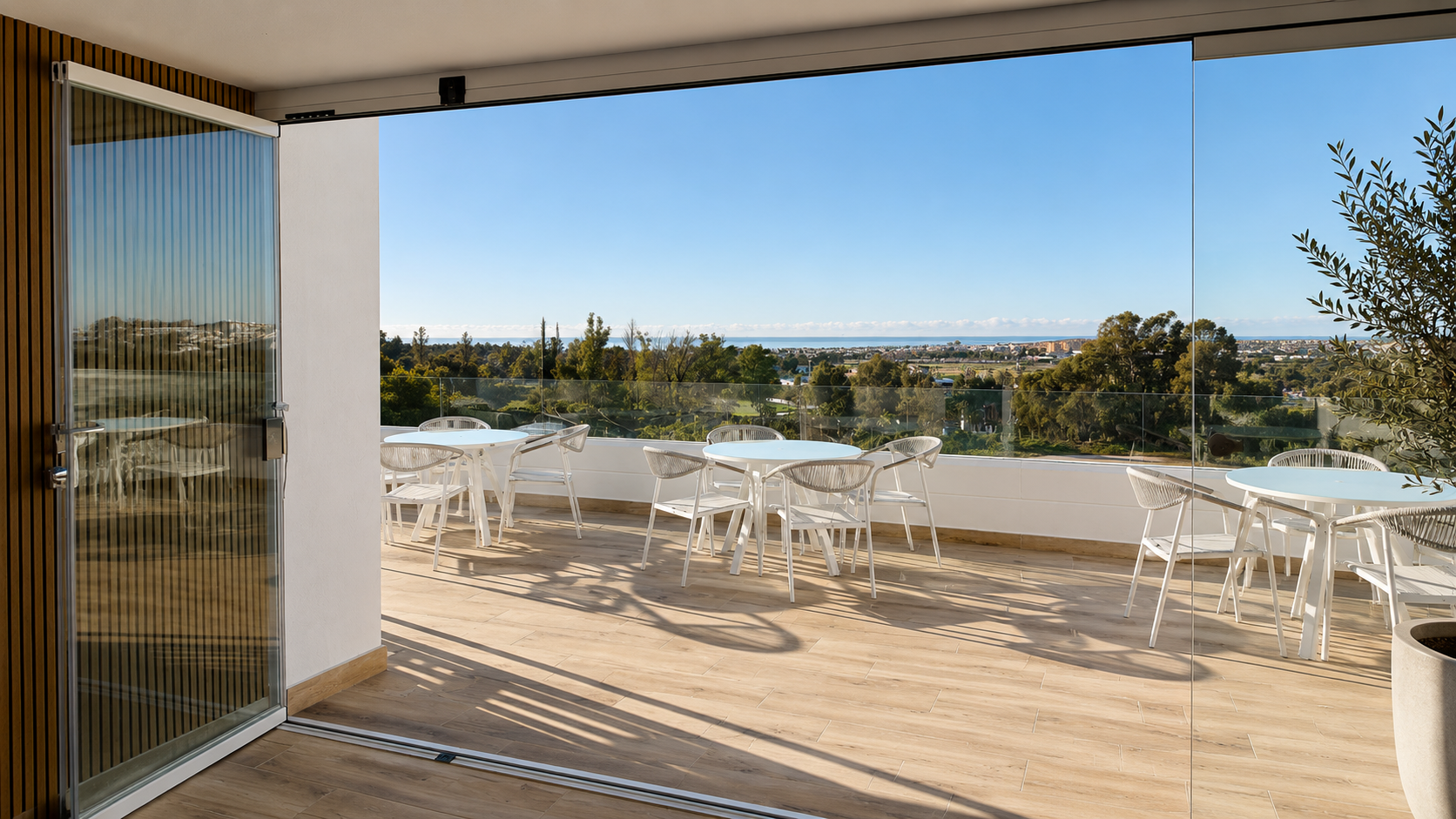 Apartamento de 3 dormitorios en Nueva Andalucía.