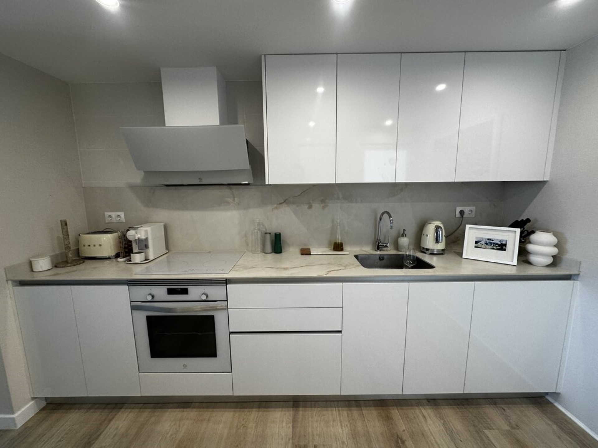 Apartamento de 3 dormitorios en Nueva Andalucía.