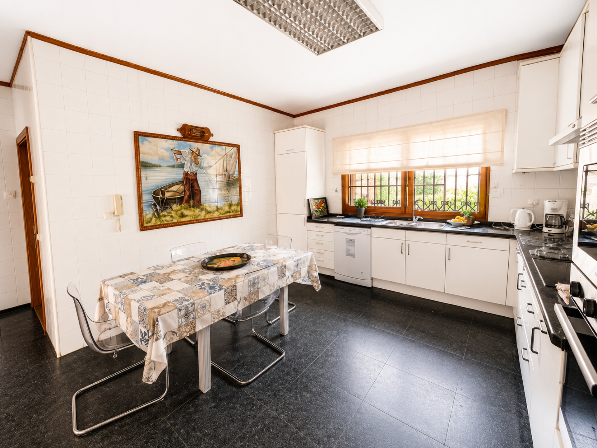 Villa en primera línea de golf en Guadalmina Alta.