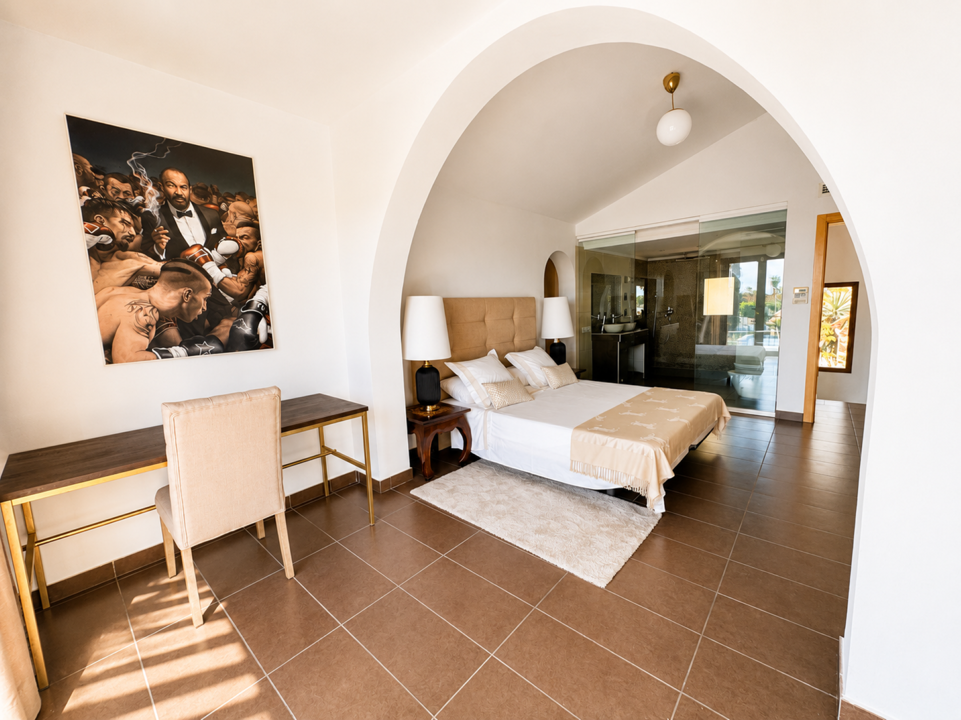 Recently refurbished three-bedroom villa with private pool and garden on Marbella Golden Mile.