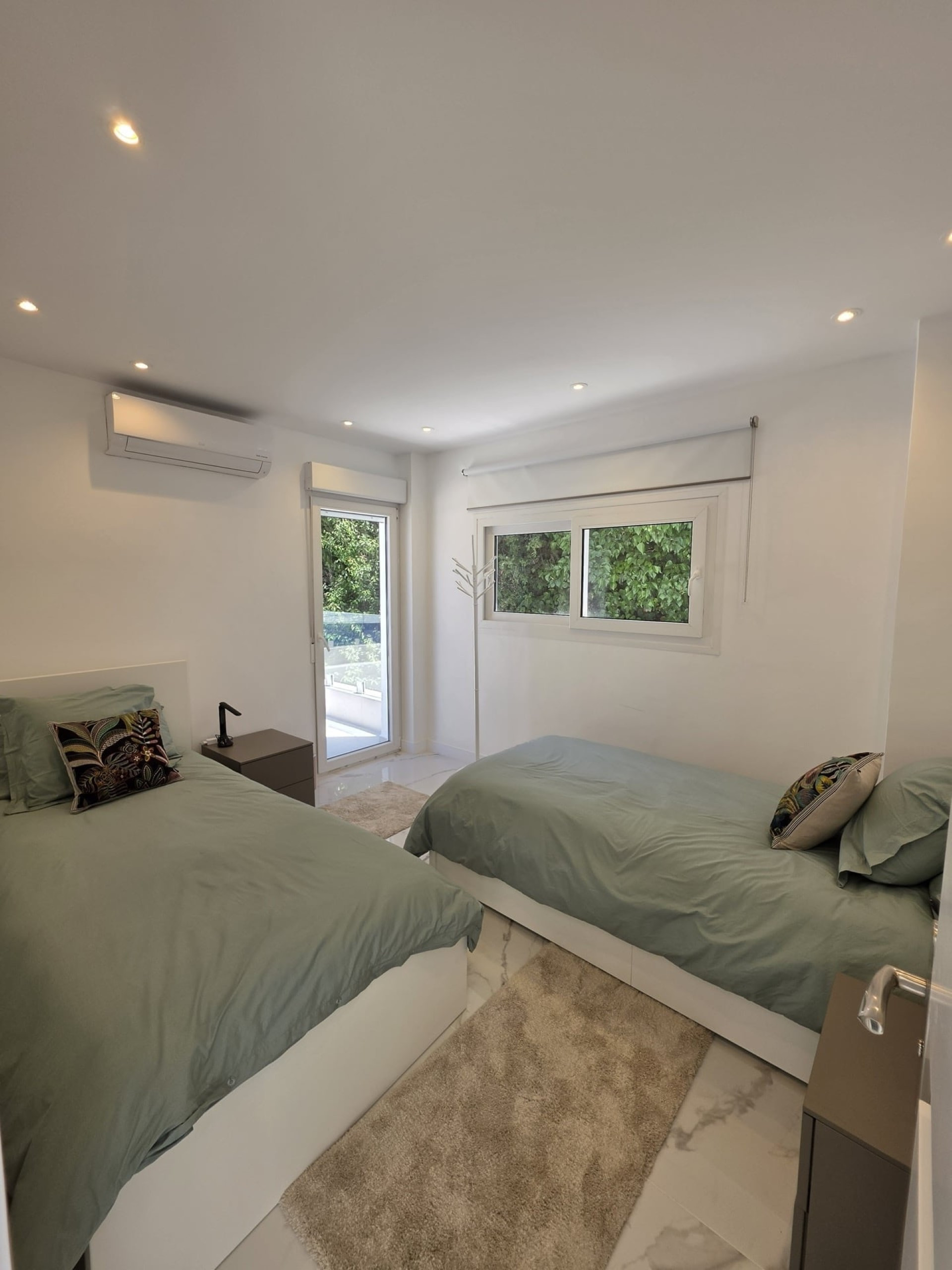 4 bedroom fully renovated contemporary villa in Nueva Andalucia