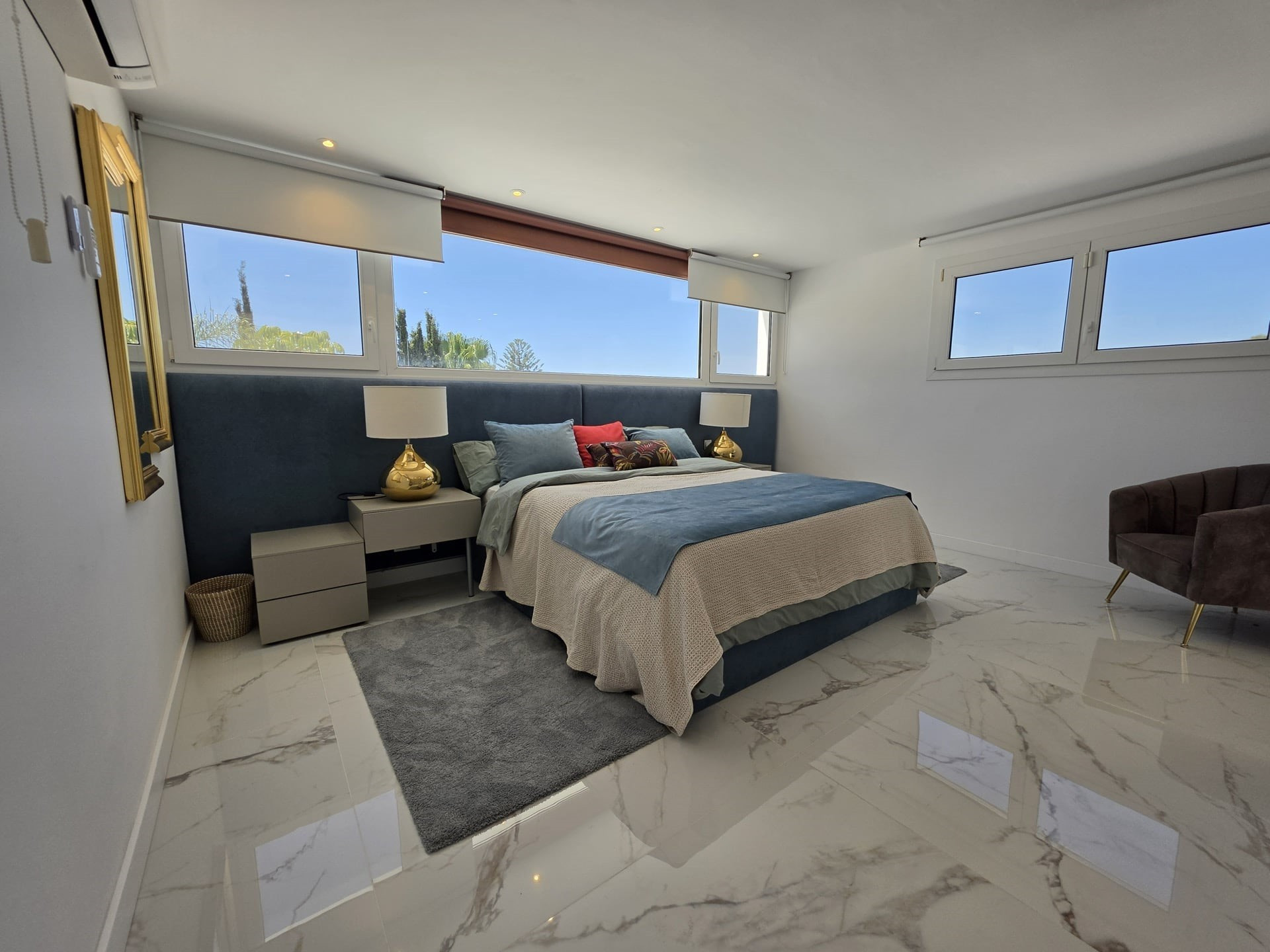 4 bedroom fully renovated contemporary villa in Nueva Andalucia