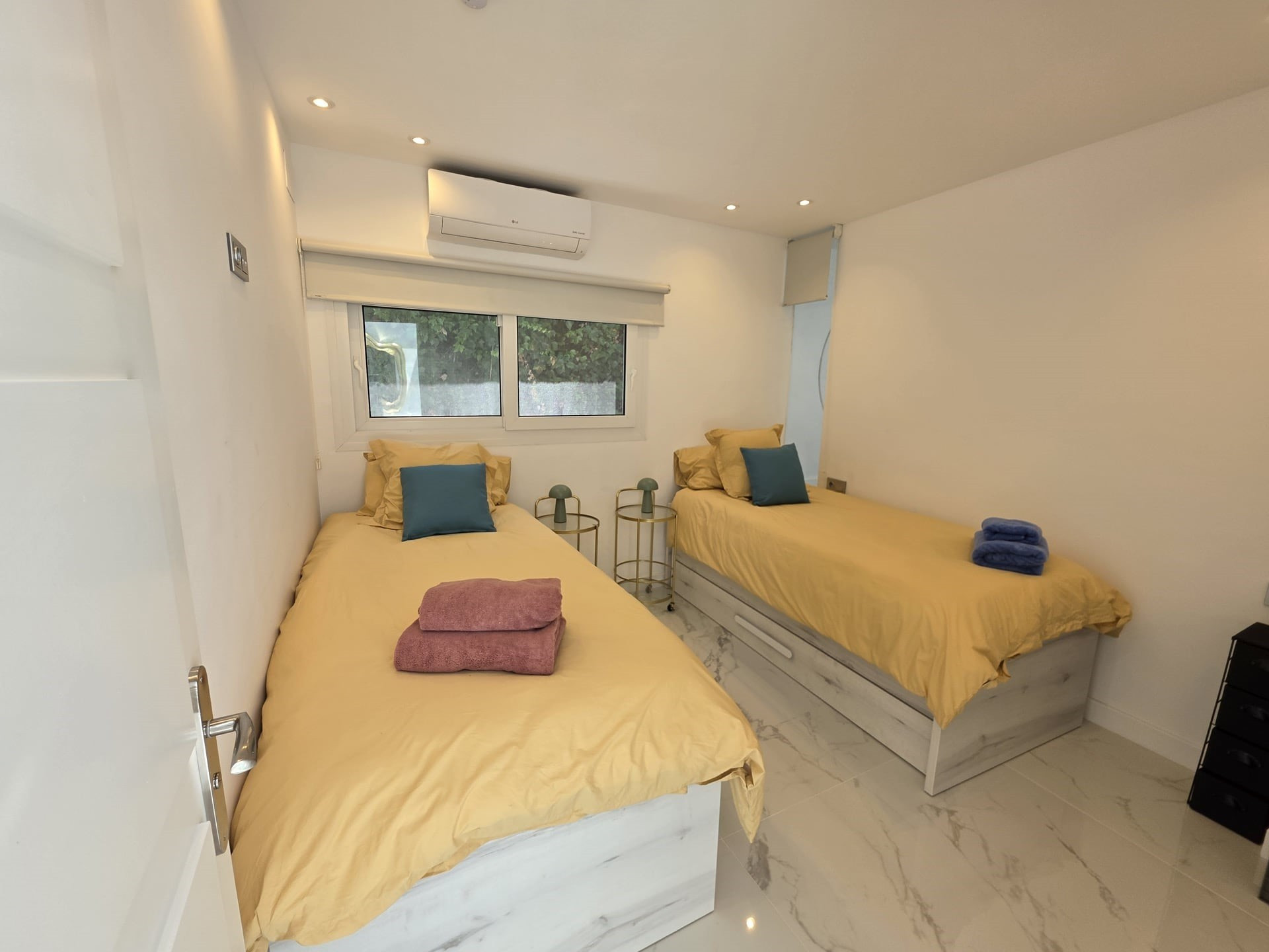 4 bedroom fully renovated contemporary villa in Nueva Andalucia