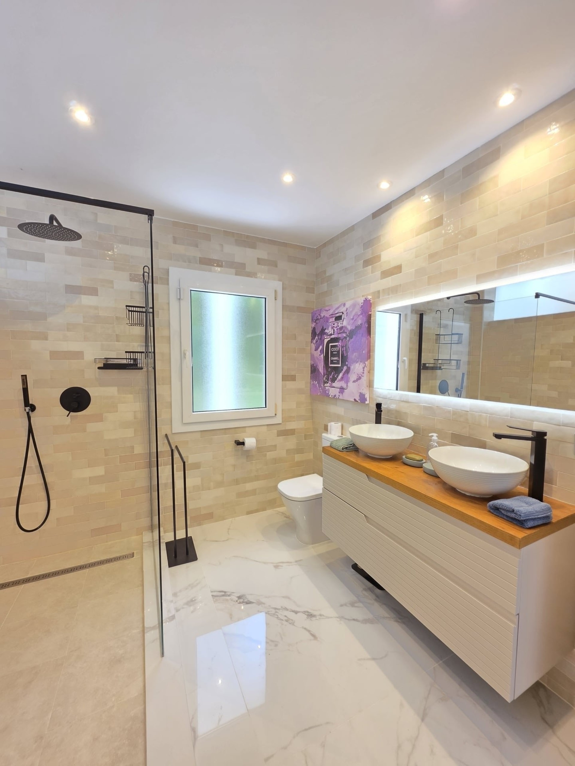 4 bedroom fully renovated contemporary villa in Nueva Andalucia